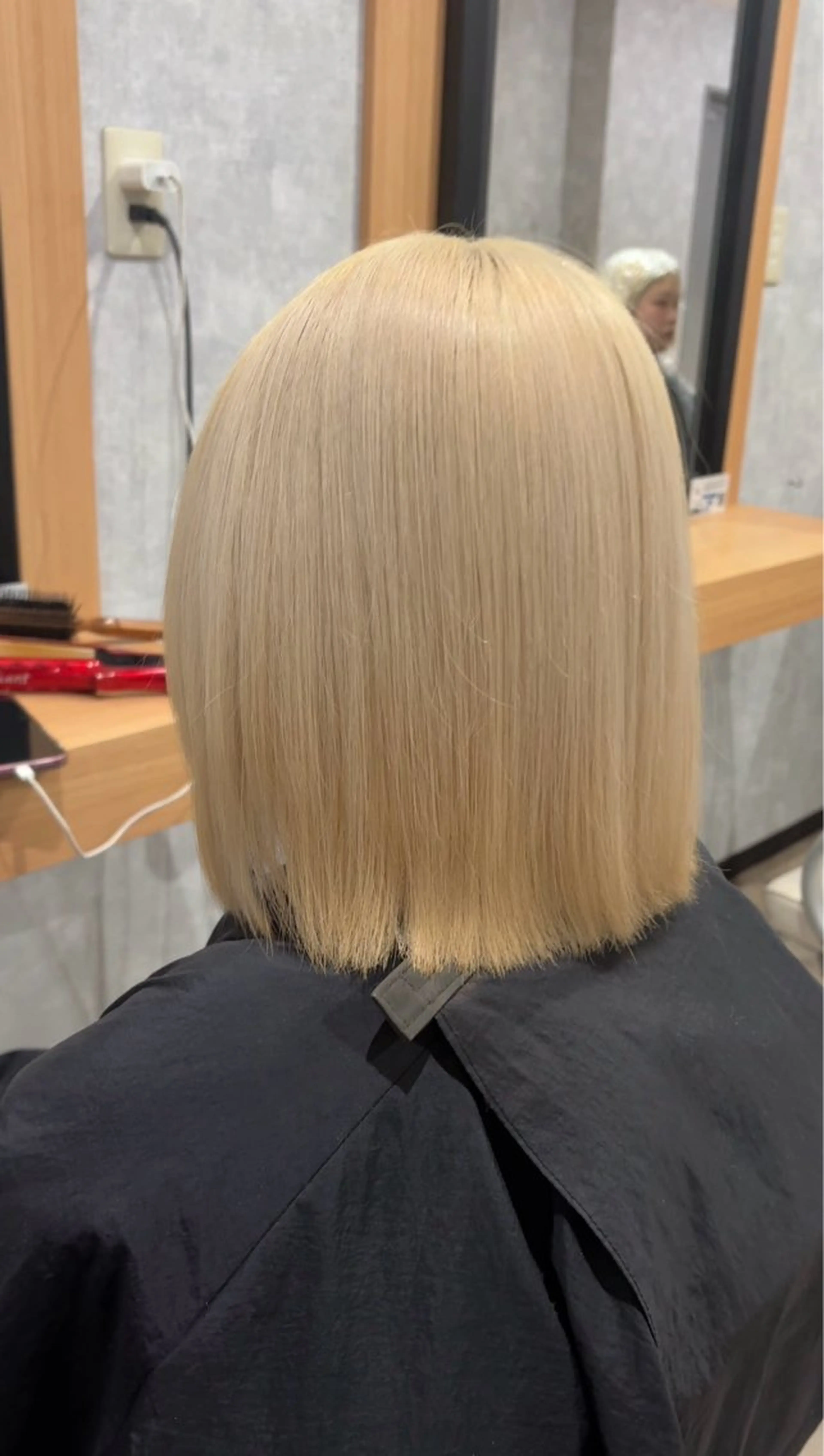 ショート カラー ヘアカラー トリートメント 🌐NATSUMI 🌐【寒色カラー】のヘアスタイル