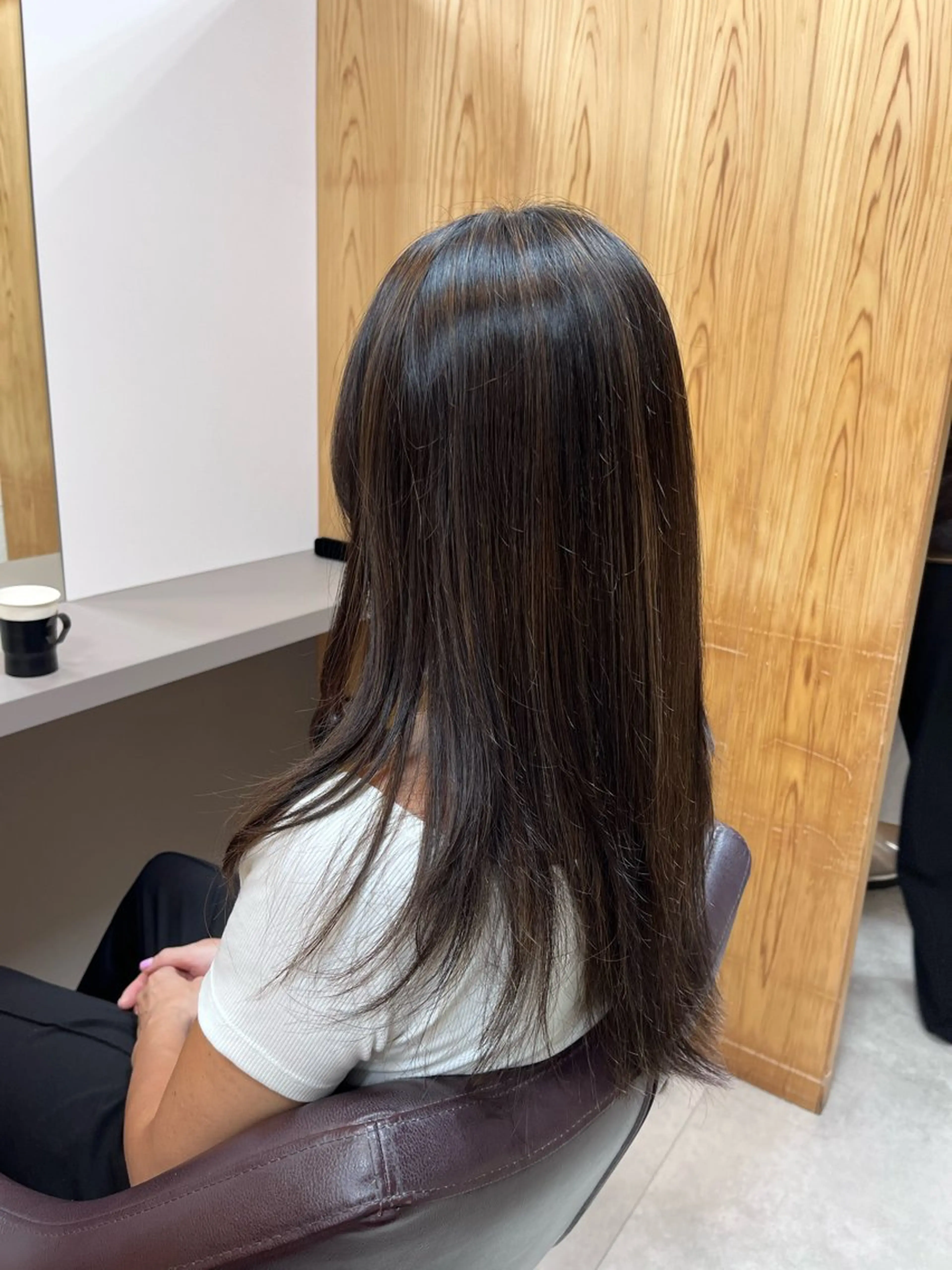 セミロング カラー ハイライトカラー ハイライト 縮毛矯正 トリートメント ヘアカラー KIZU 髪質改善 オカルト怪談のヘアスタイル