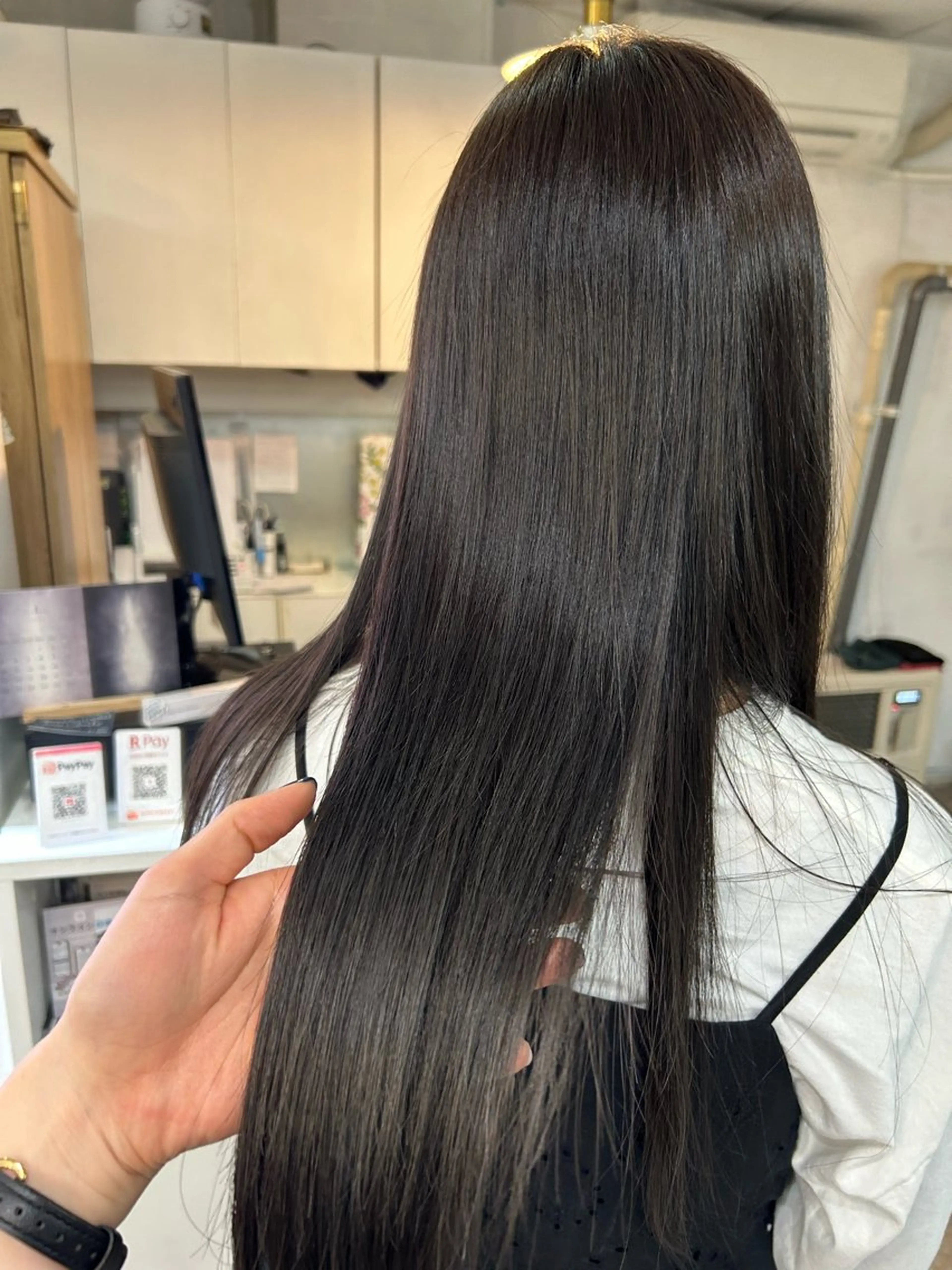 カラー グレージュ オリーブグレージュ オリーブグレー ヘアカラー 一條 乃亜のヘアスタイル