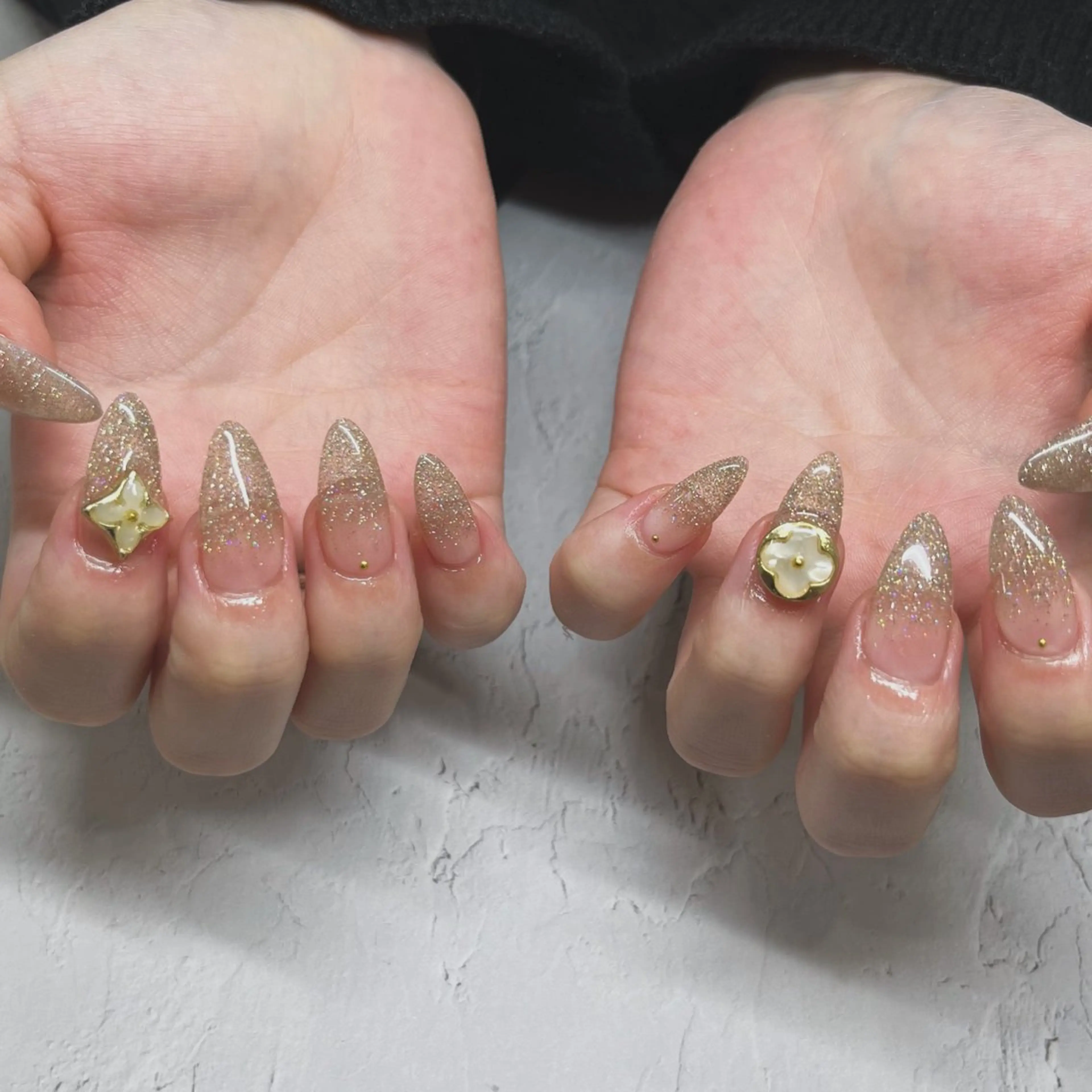 ネイル Riel ネイル&アイラッシュ 京橋店【リエル】所属・【Riel 京橋】MAHOのマツエク・マツパデザイン