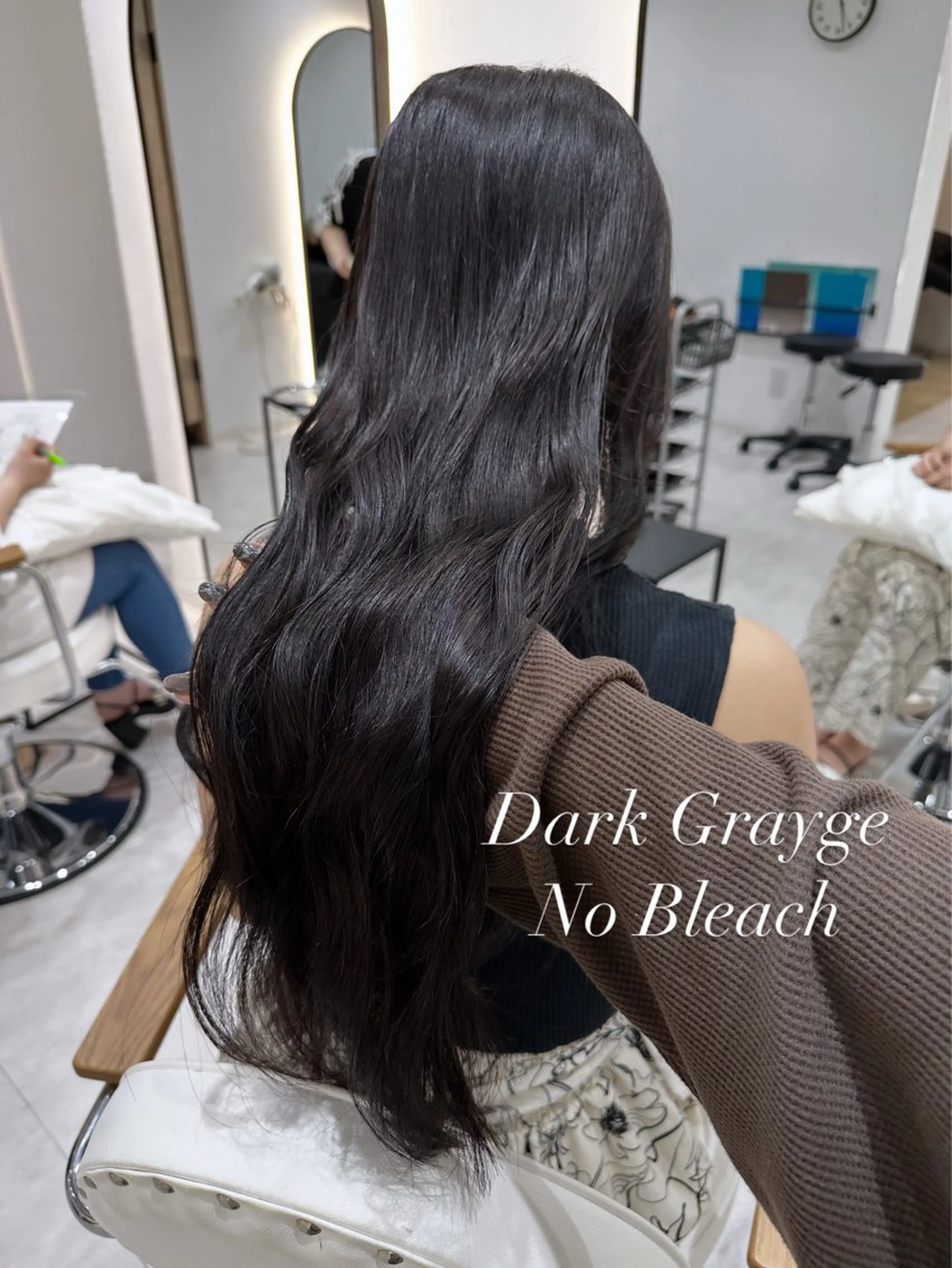 ロング カラー 赤み消し/オリーブ カーキ/福田れんのヘアスタイル