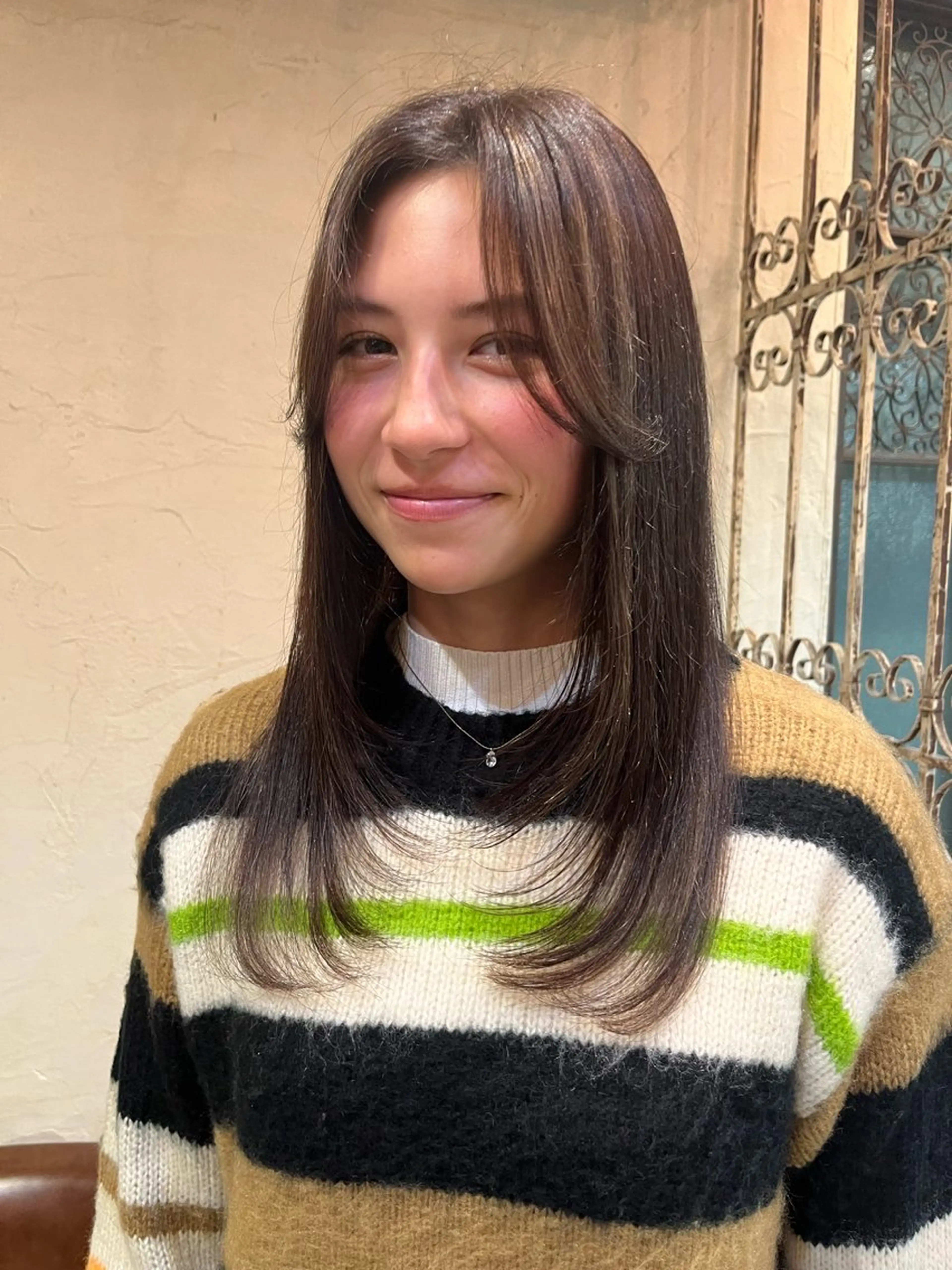 セミロング 顔まわりレイヤー レイヤーカット rise /メンズカットのヘアスタイル