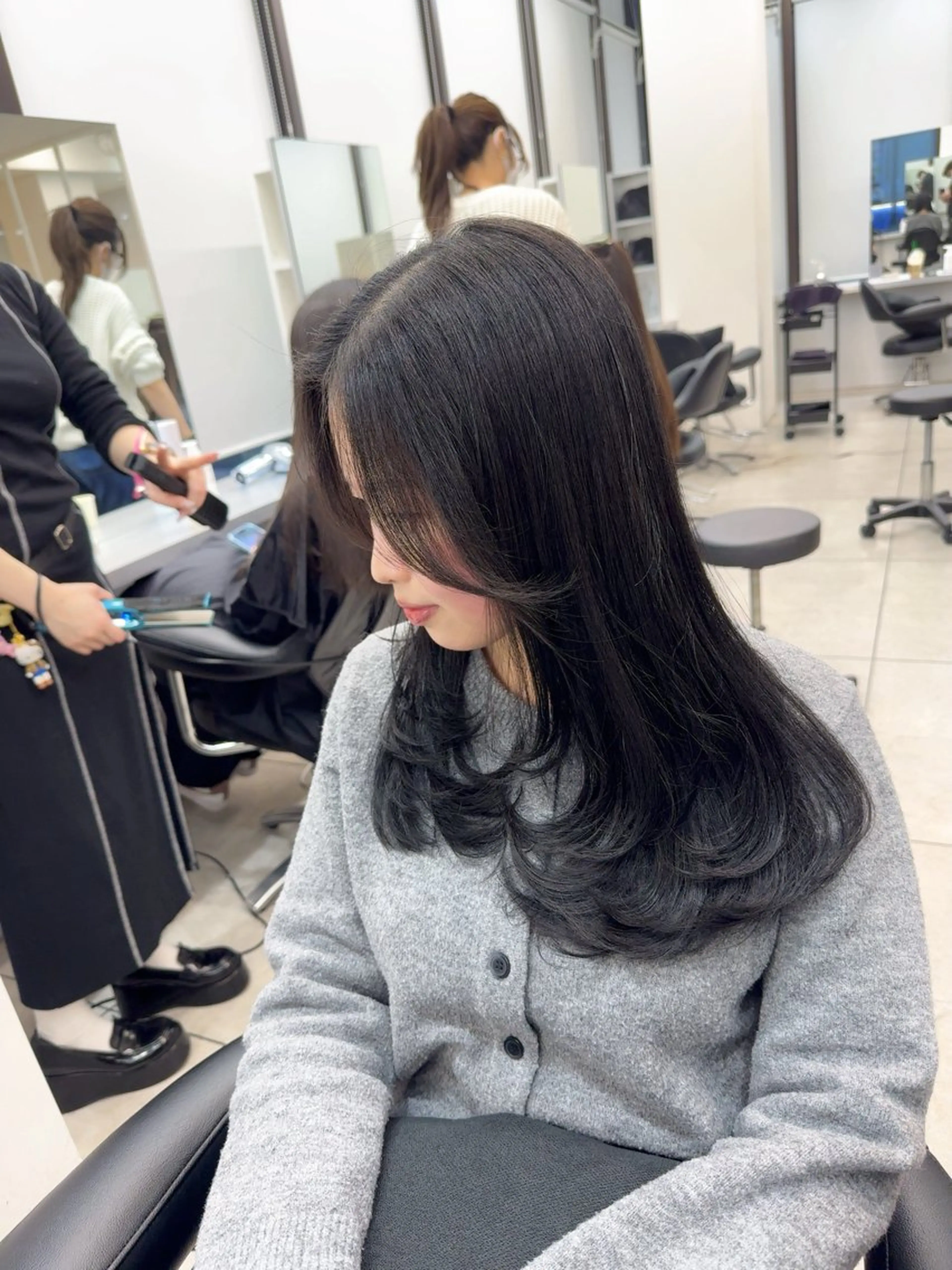 ロング レイヤーカット カット ヘアカラー トリートメント 韓国風cut/ 縮毛矯正/正岡幹康のヘアスタイル