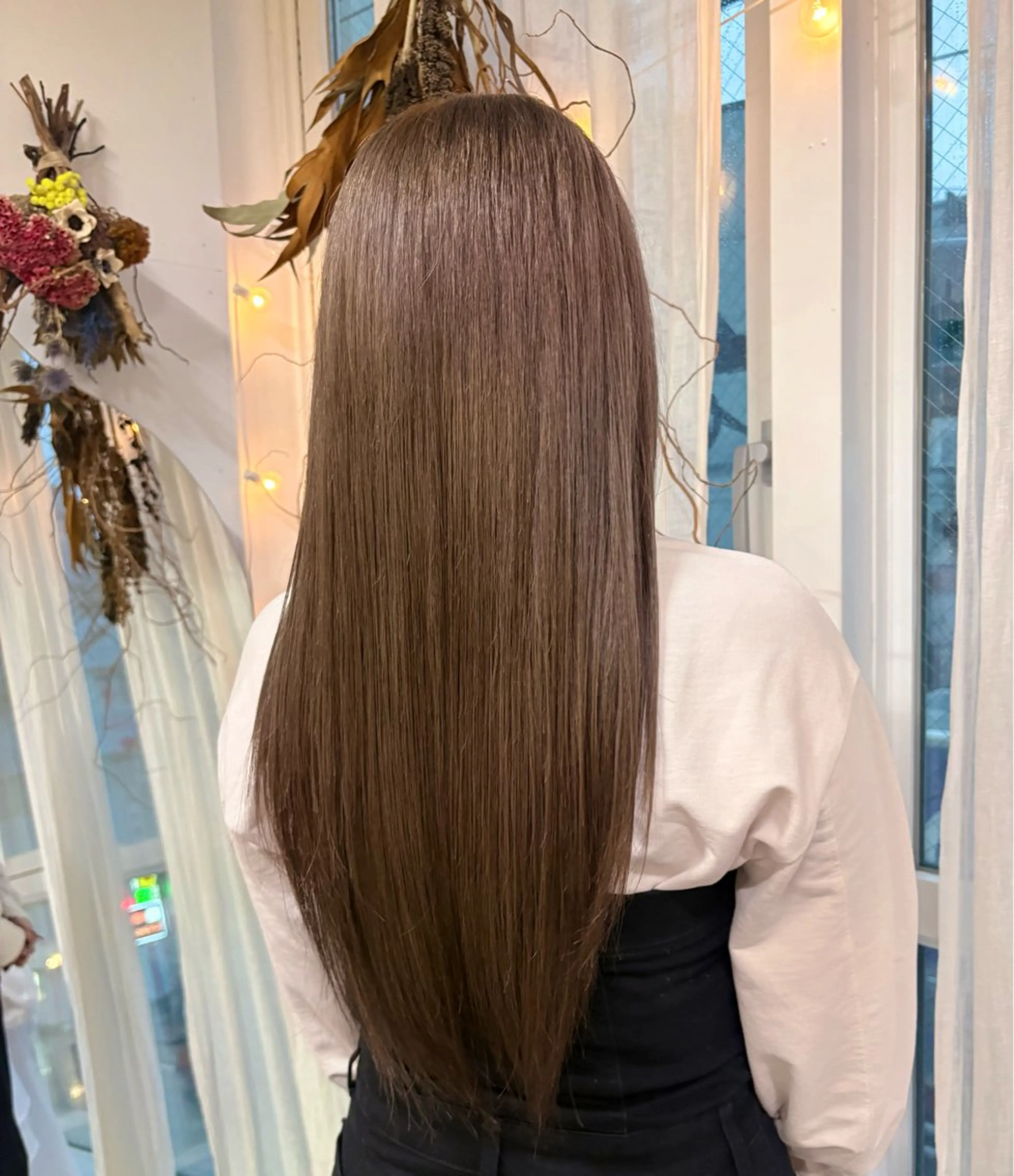 ロング カラー ベージュカラー ブリーチ 透明感カラー ダブルカラー グレージュ ヘアカラー rina/似合わせ/ 艶髪カラー/髪質改善のヘアスタイル