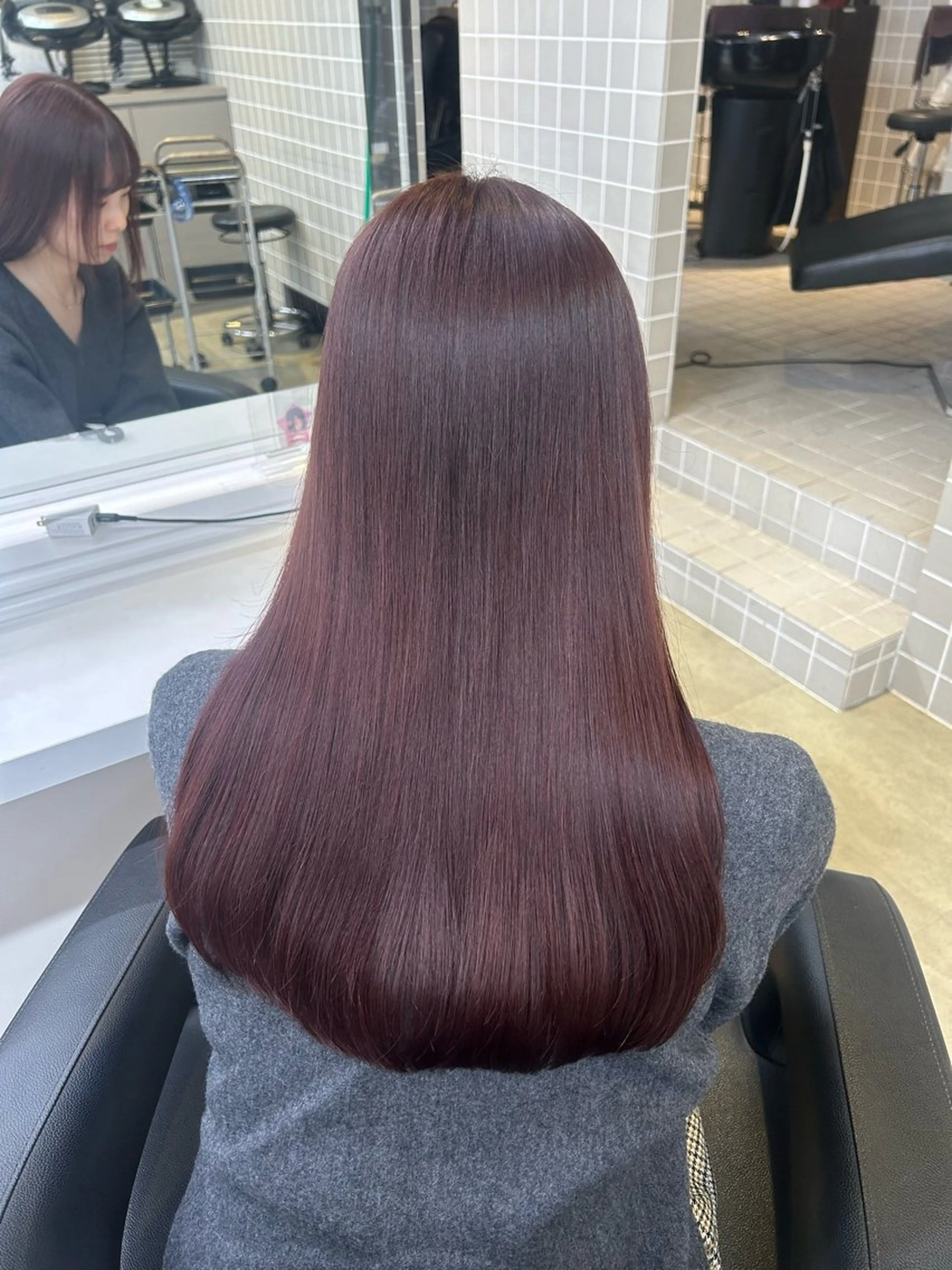 カラー ヘアカラー 透明感ベージュ🤎 ナチュラルレイヤーのヘアスタイル