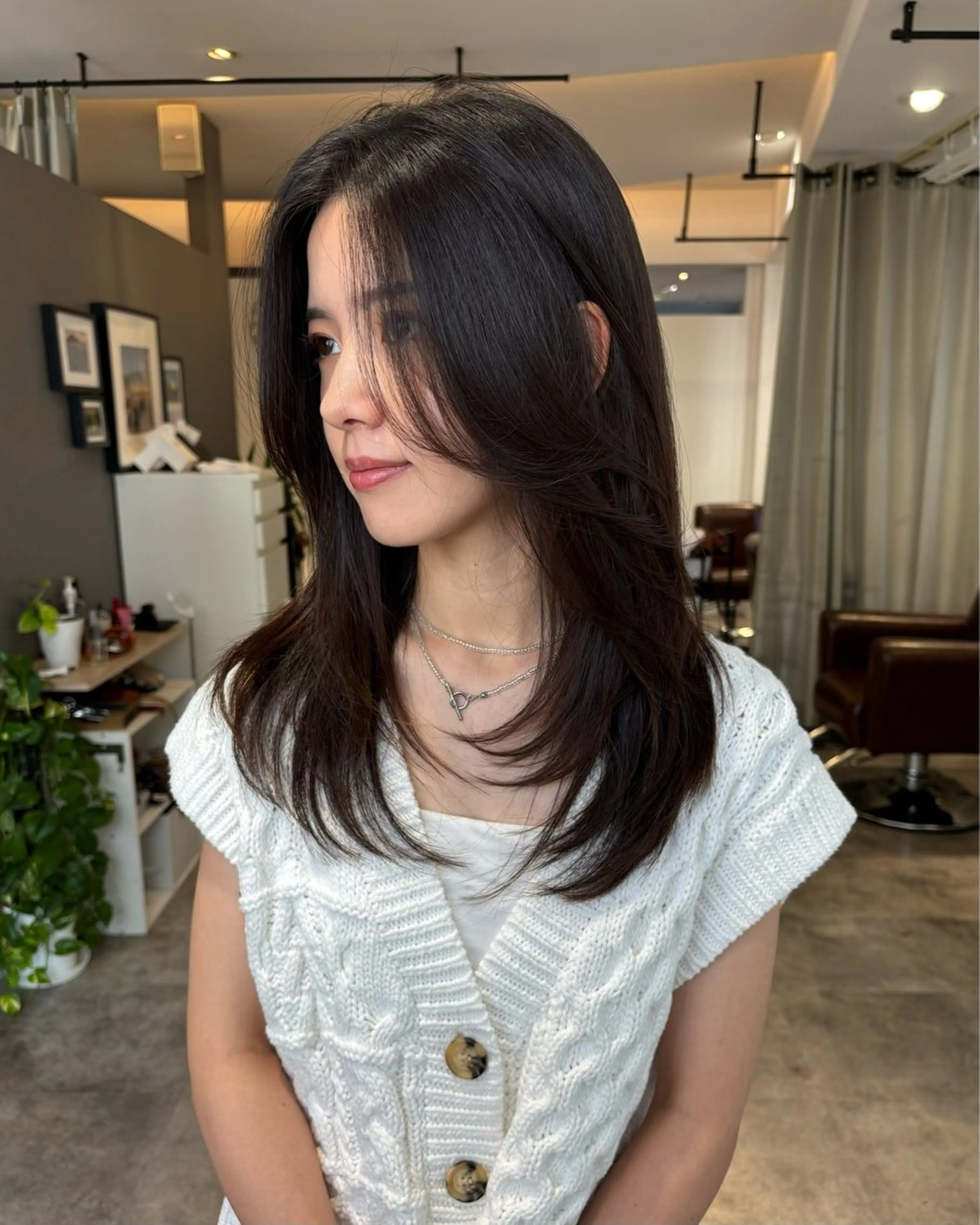 ロング レイヤーカット/ 貫井威努のヘアスタイル