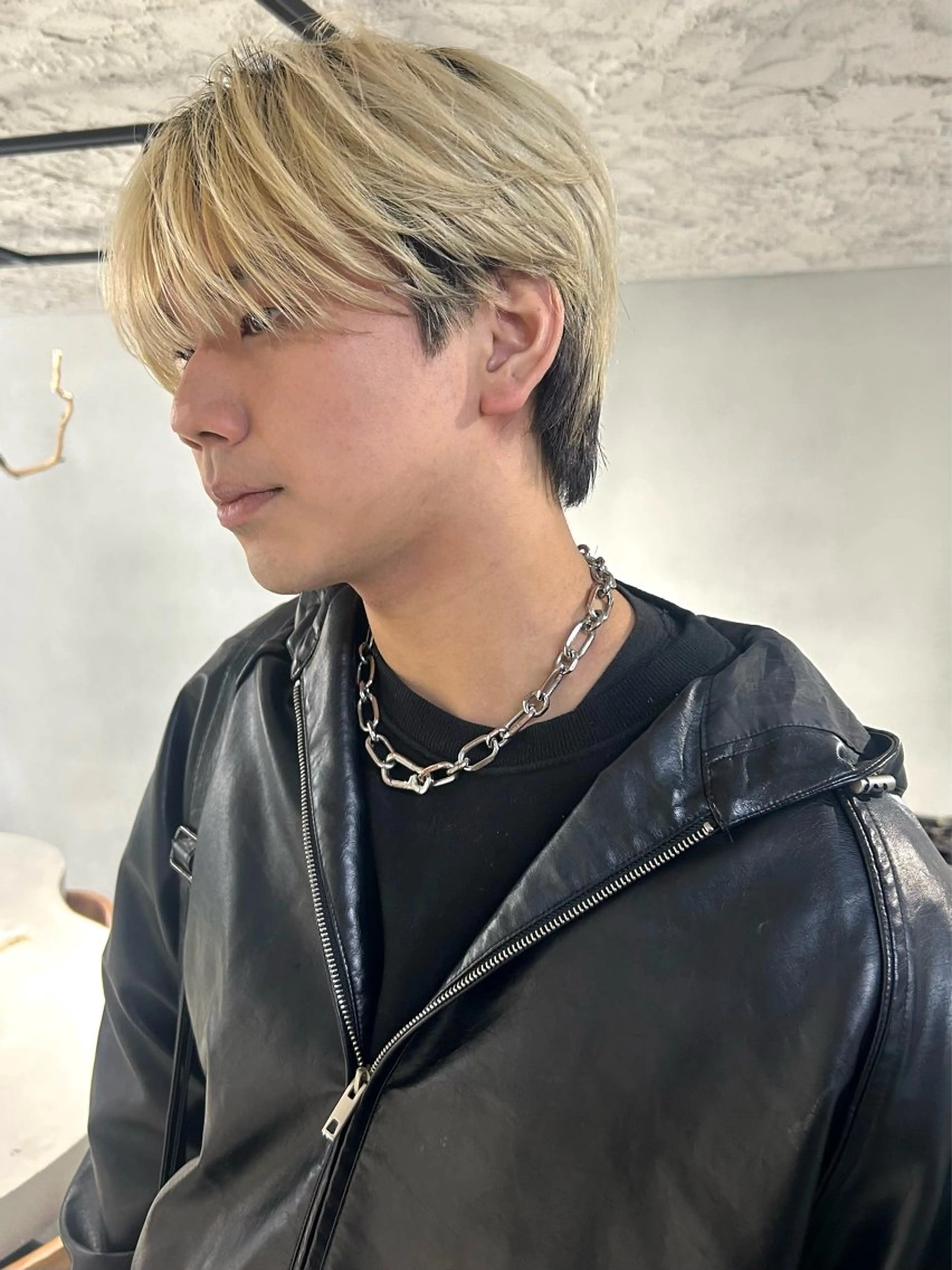 カラー メンズ センターパート メンズ韓国風 マッシュ メンズパーマ 刈り上げ カット ヘアカラー 船橋🪡 キチ/RITSUのヘアスタイル