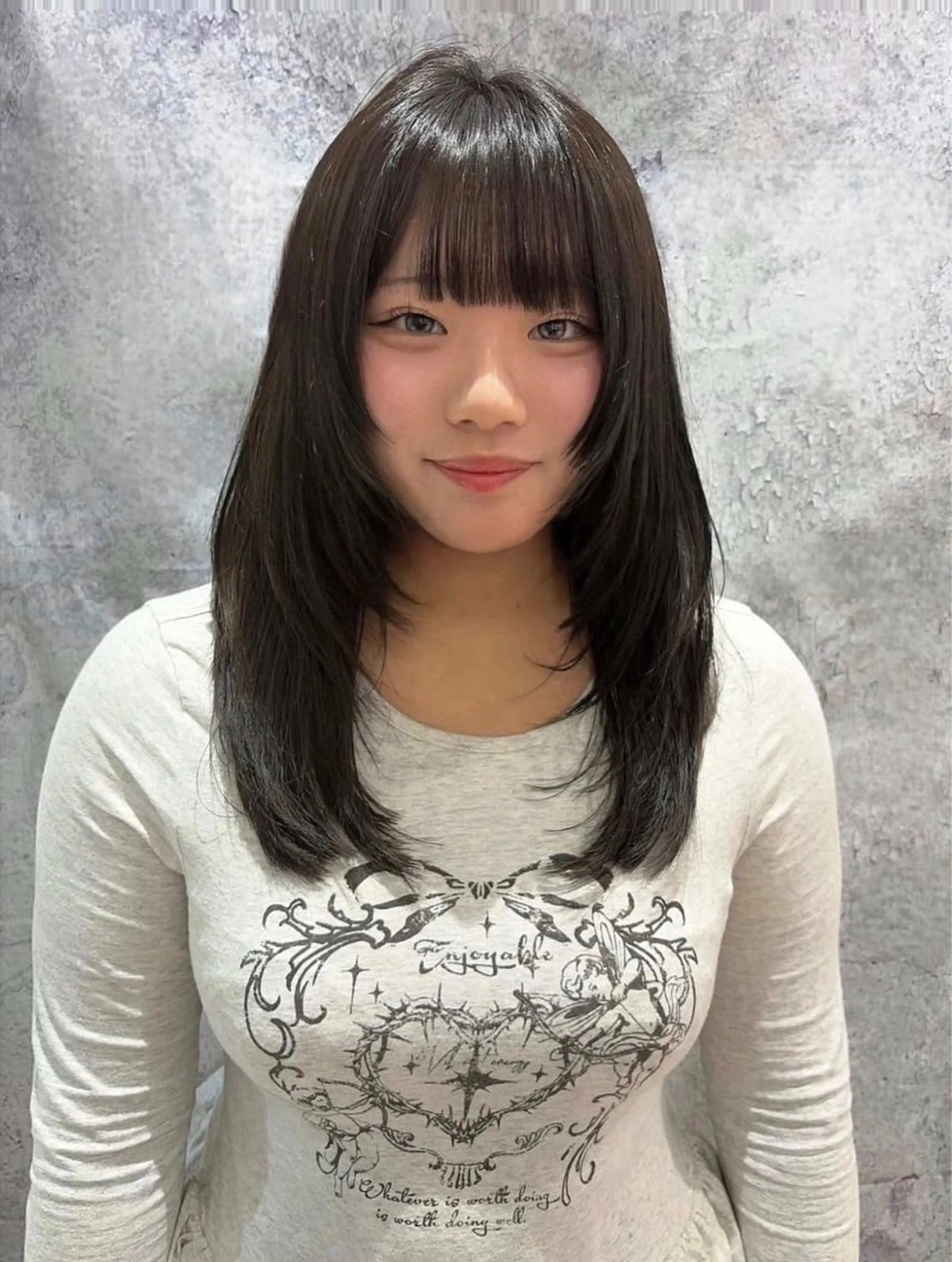 セミロング レイヤーカット カット 🕊髪質改善 ストレート🕊まいのヘアスタイル