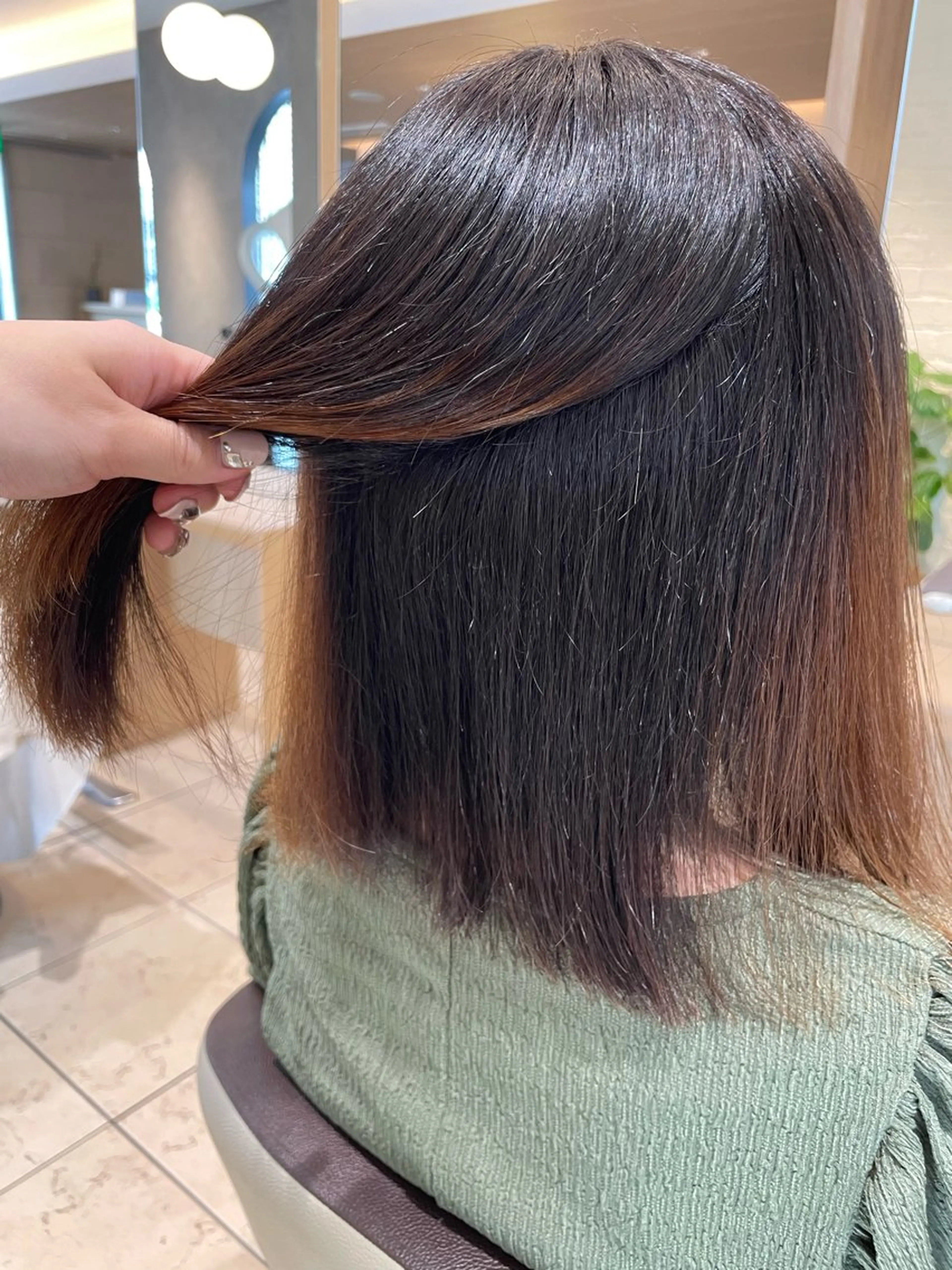 ミディアム ミディアムパーマ 畠山 莉緒のヘアスタイル