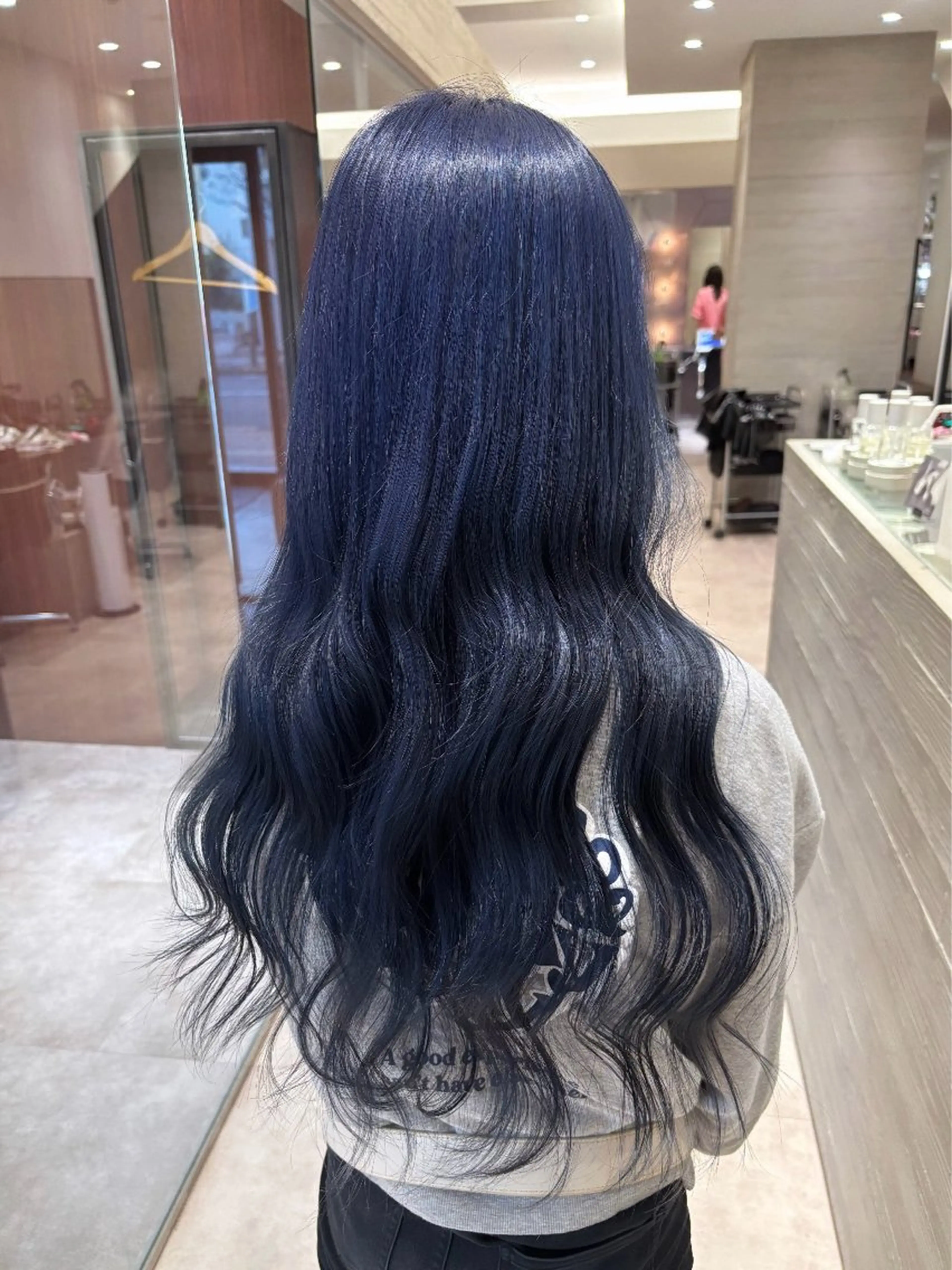 ロング NEST by chord （ネストバイコード）所属・🤍関根 朋香🤍のヘアスタイル