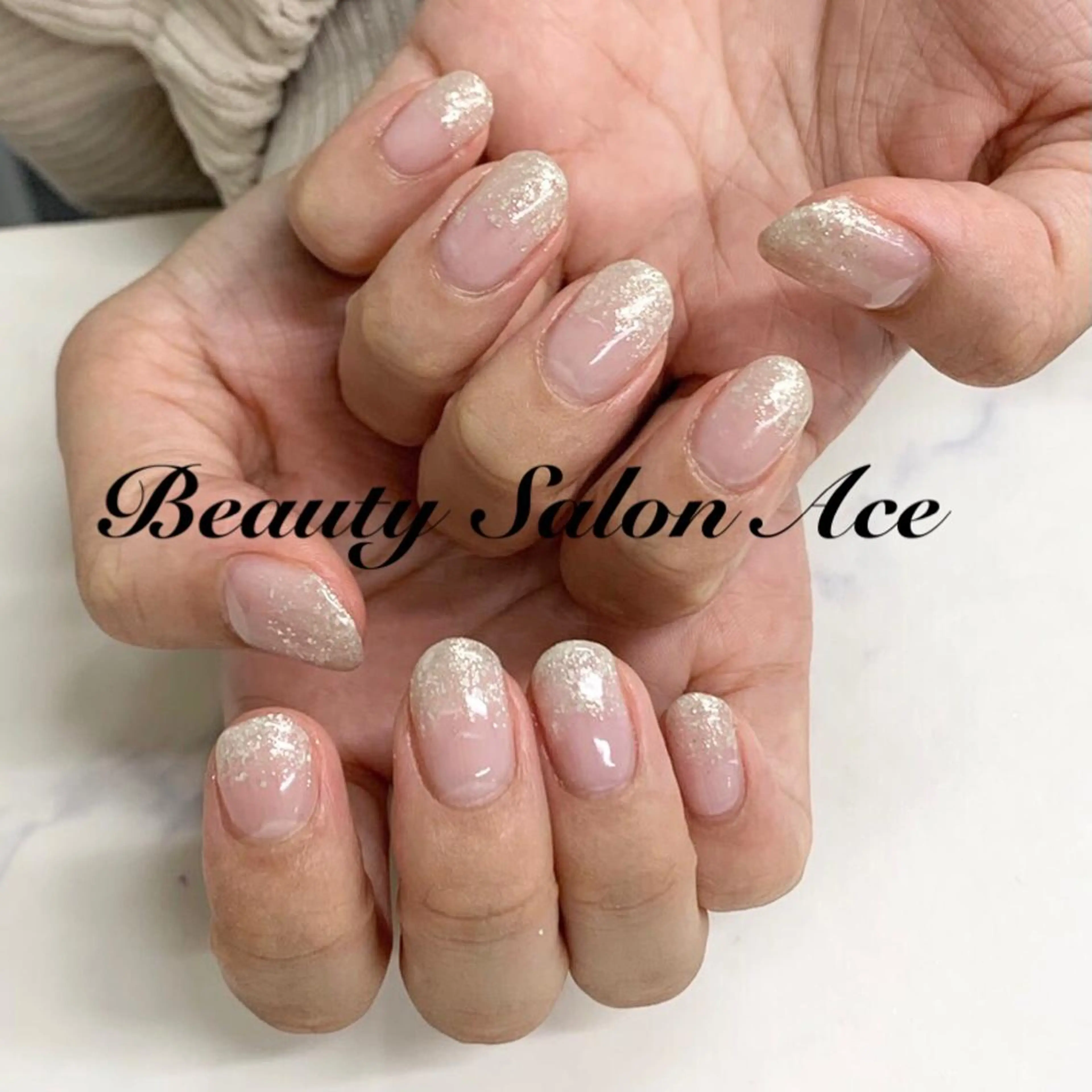 ネイル アートネイル 長さ出し ジェルネイル グラデーション ラメ(グリッター) Beauty Salon Ace(ネイルサロン エース)所属・池袋フィルイン Ace♡長さだしのネイルデザイン