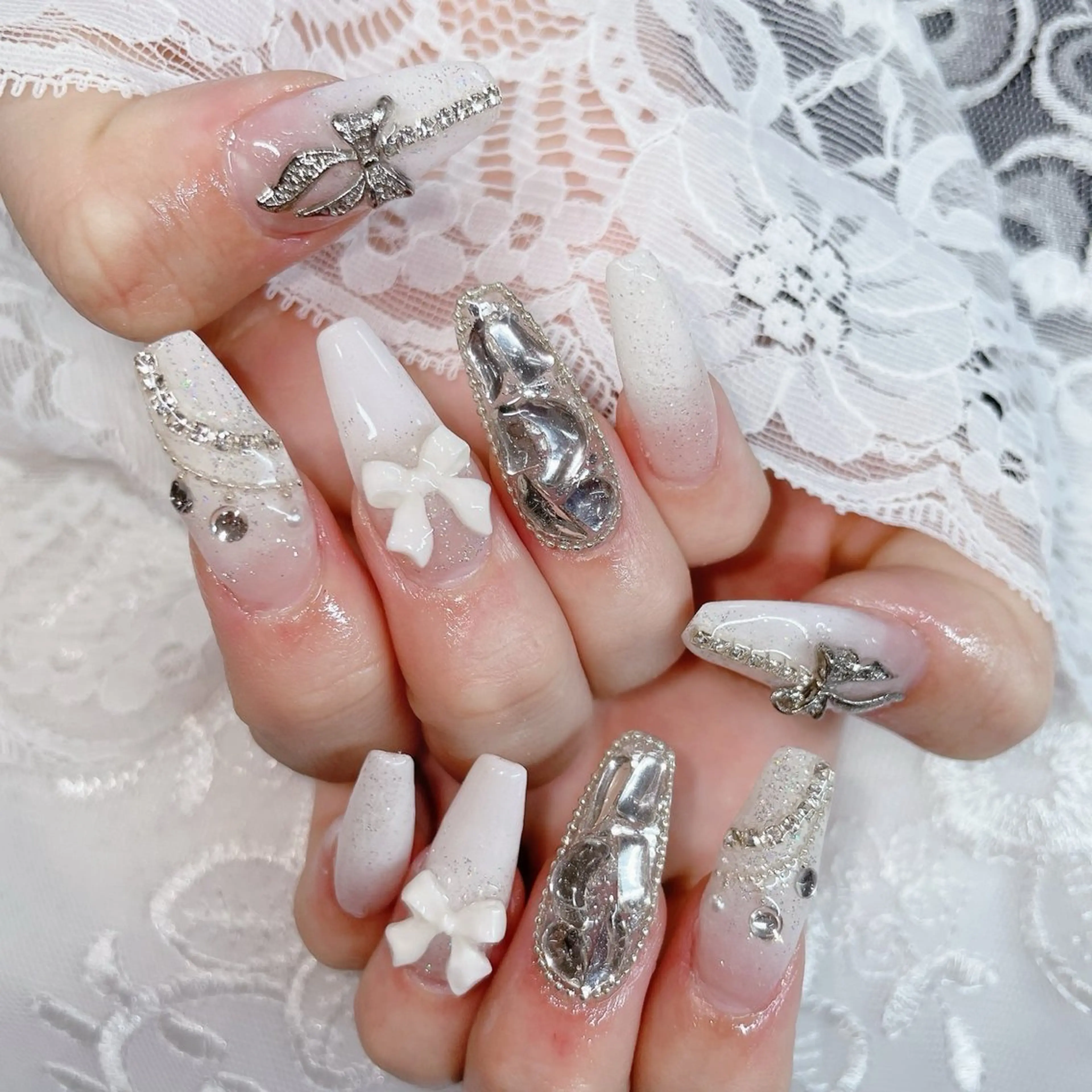 ロング ハンドネイル ハンドケア 💜MIYA nail川崎店のネイルデザイン