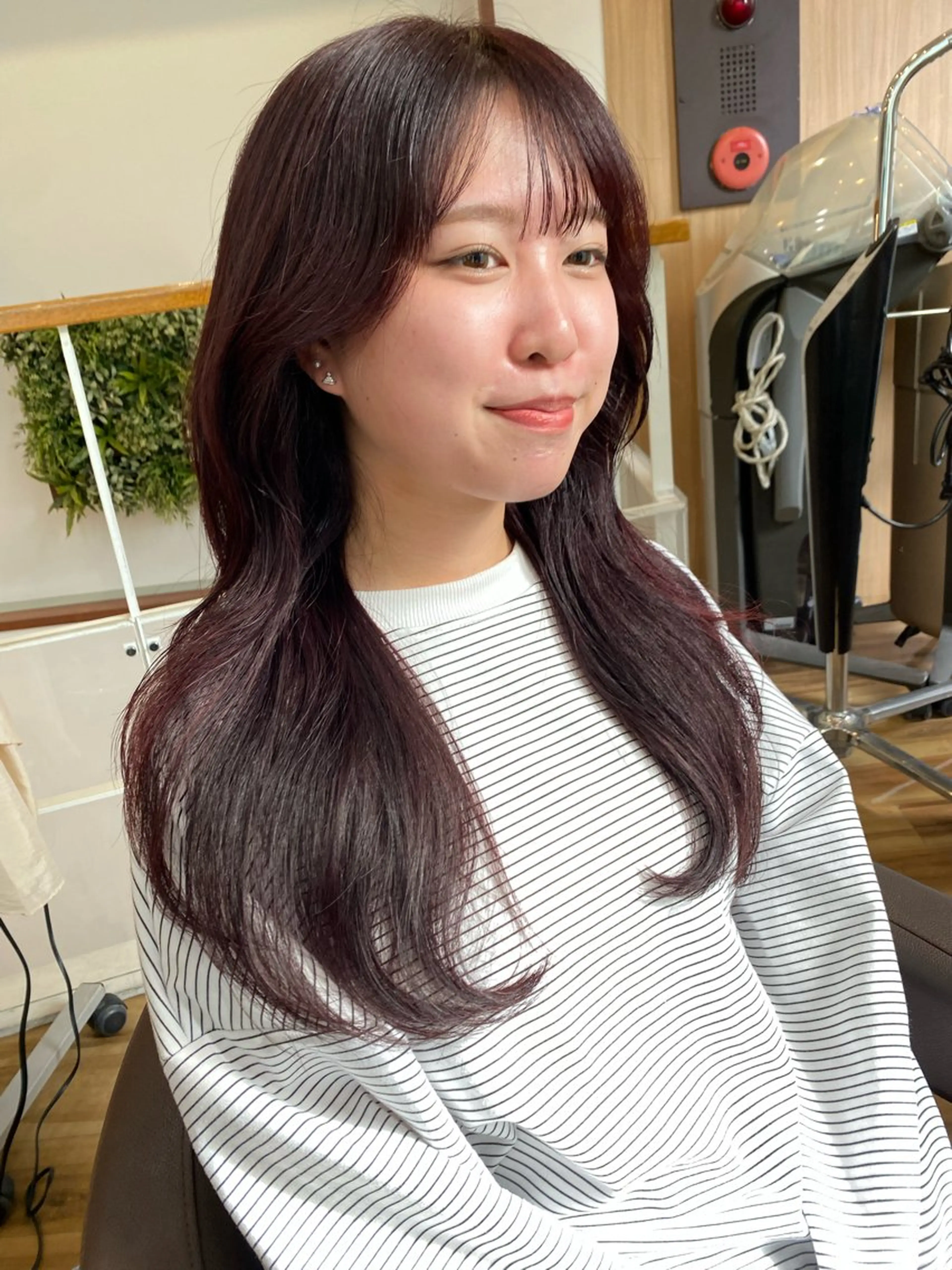 ロング カラー 韓国風ヘア カット ヘアカラー トリートメント レイヤーカット /透明感/千葉怜寿のヘアスタイル