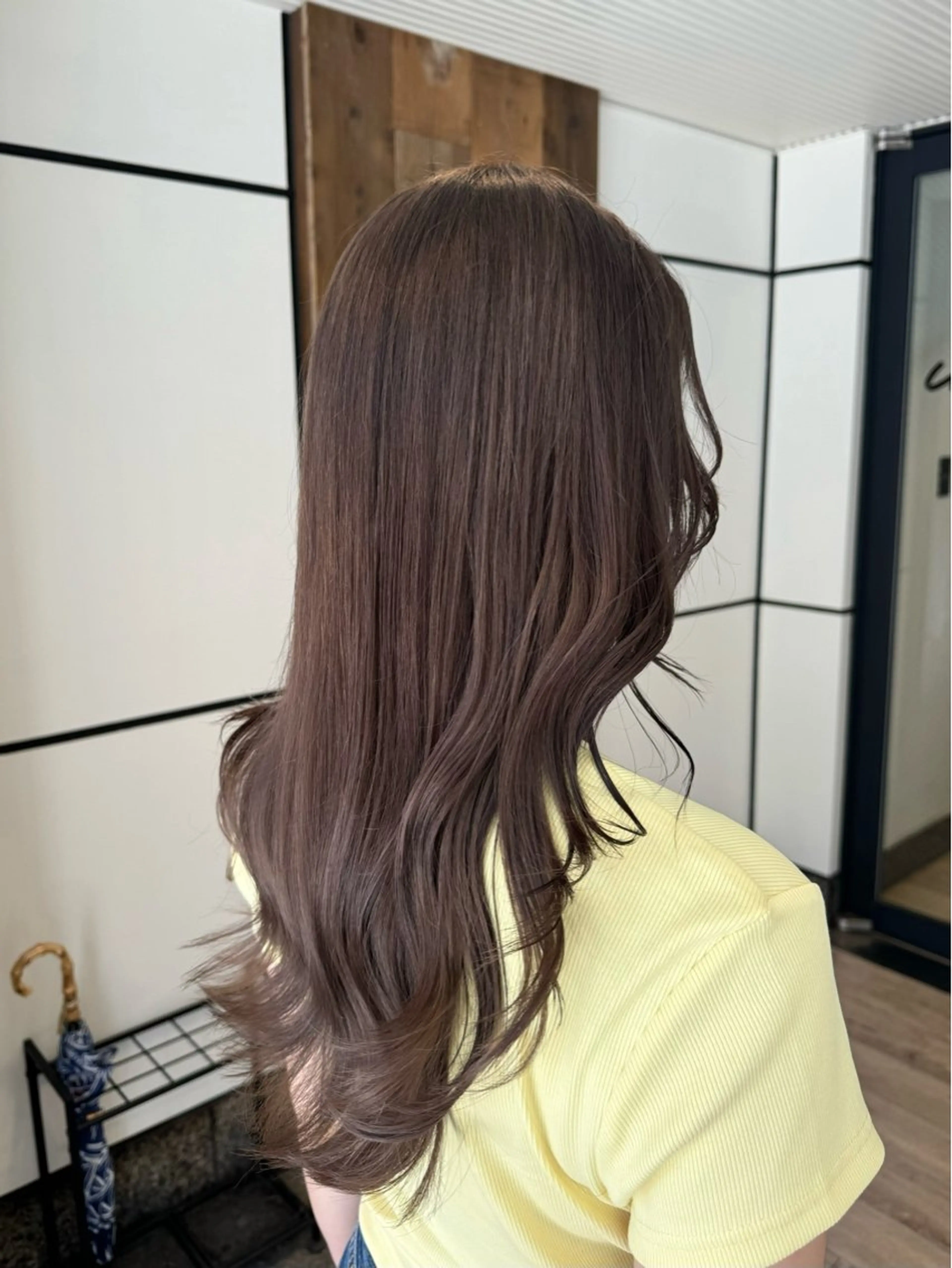 ロング カラー 内沼 恵留菜のヘアスタイル