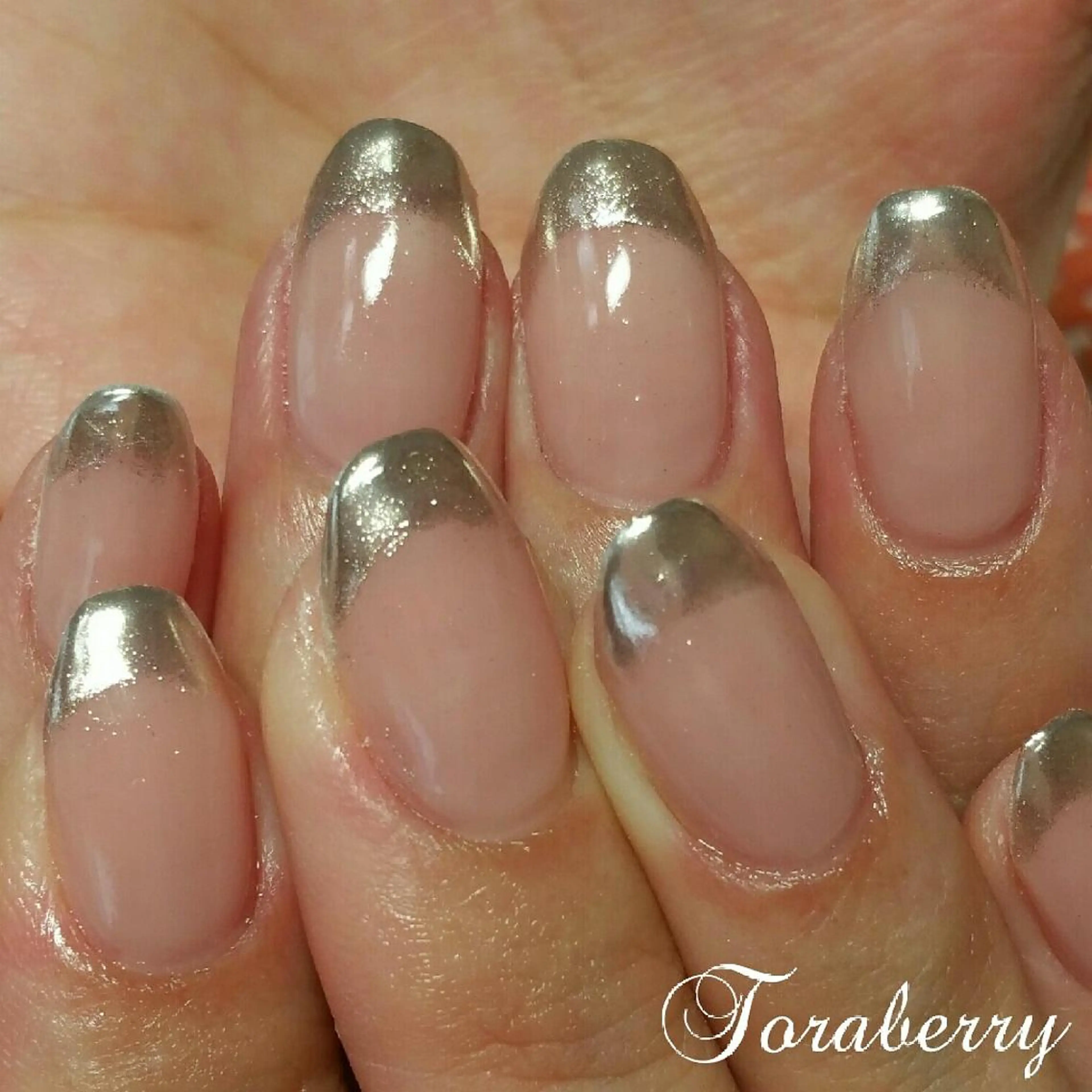 ネイル フレンチネイル シルバー ハンドネイル ネイリスト なつみのネイルデザイン