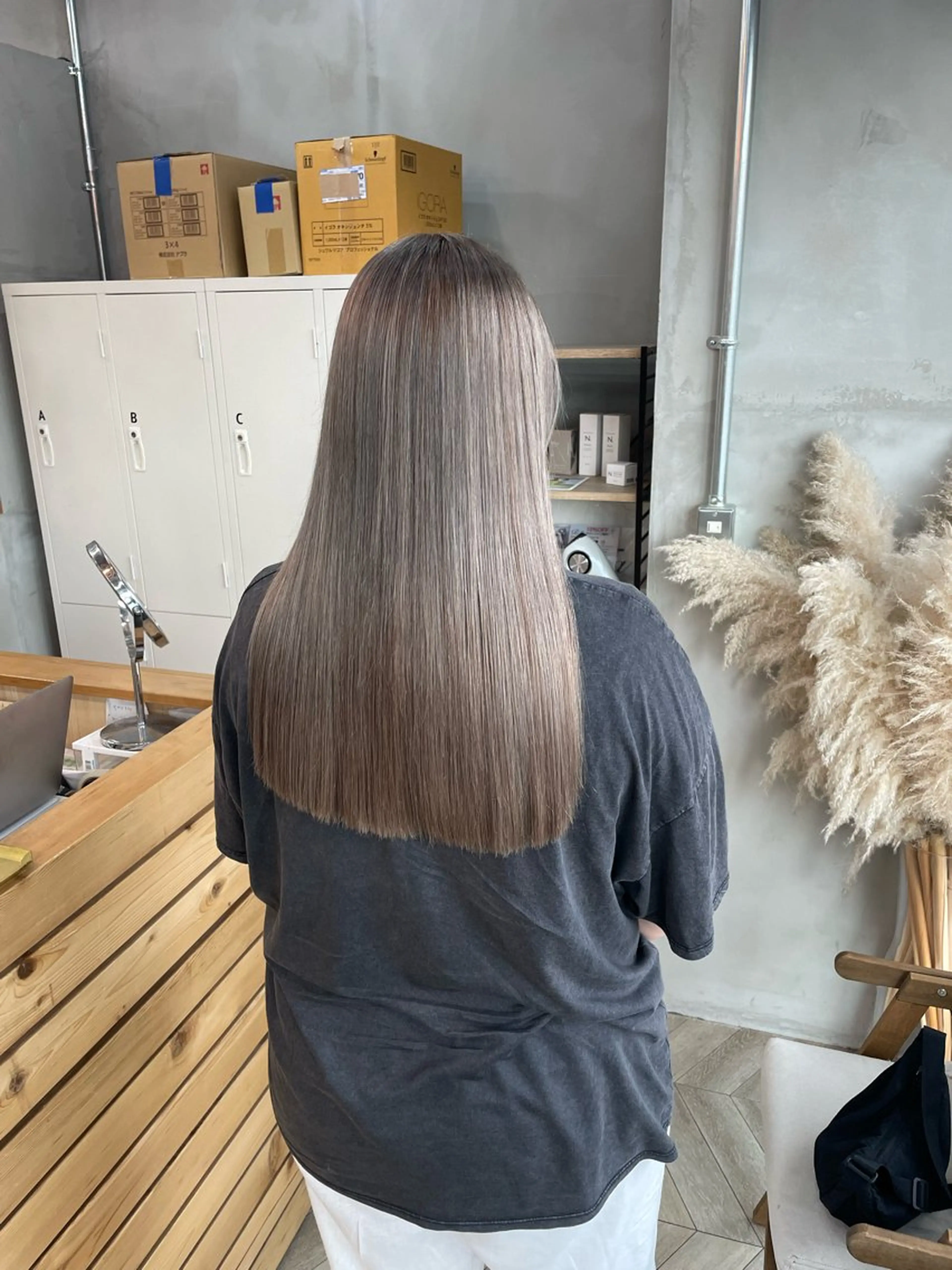 カラー 田中 萌のヘアスタイル