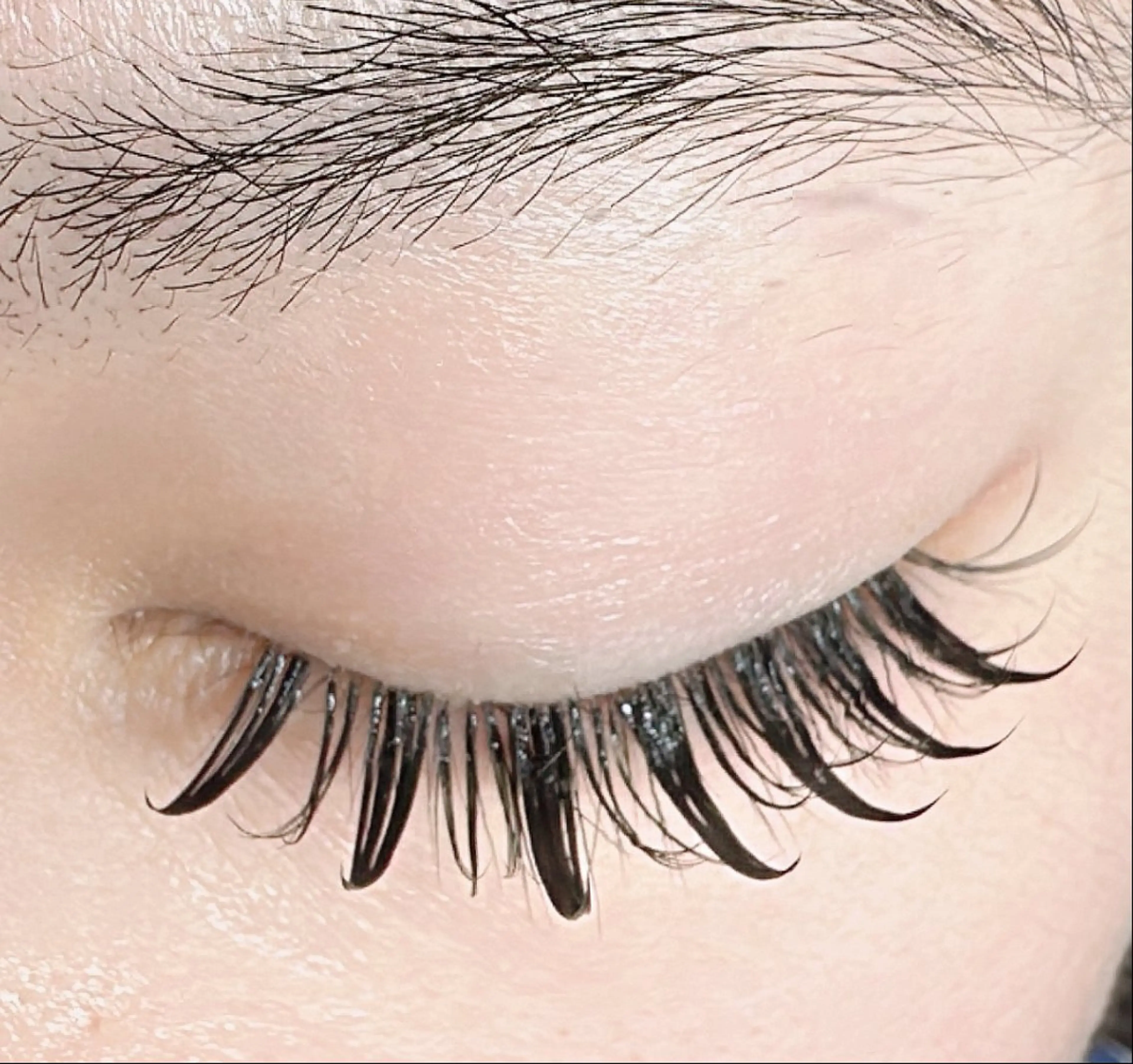 マツエク・マツパ りな☘️ 池袋のマツエク・マツパデザイン