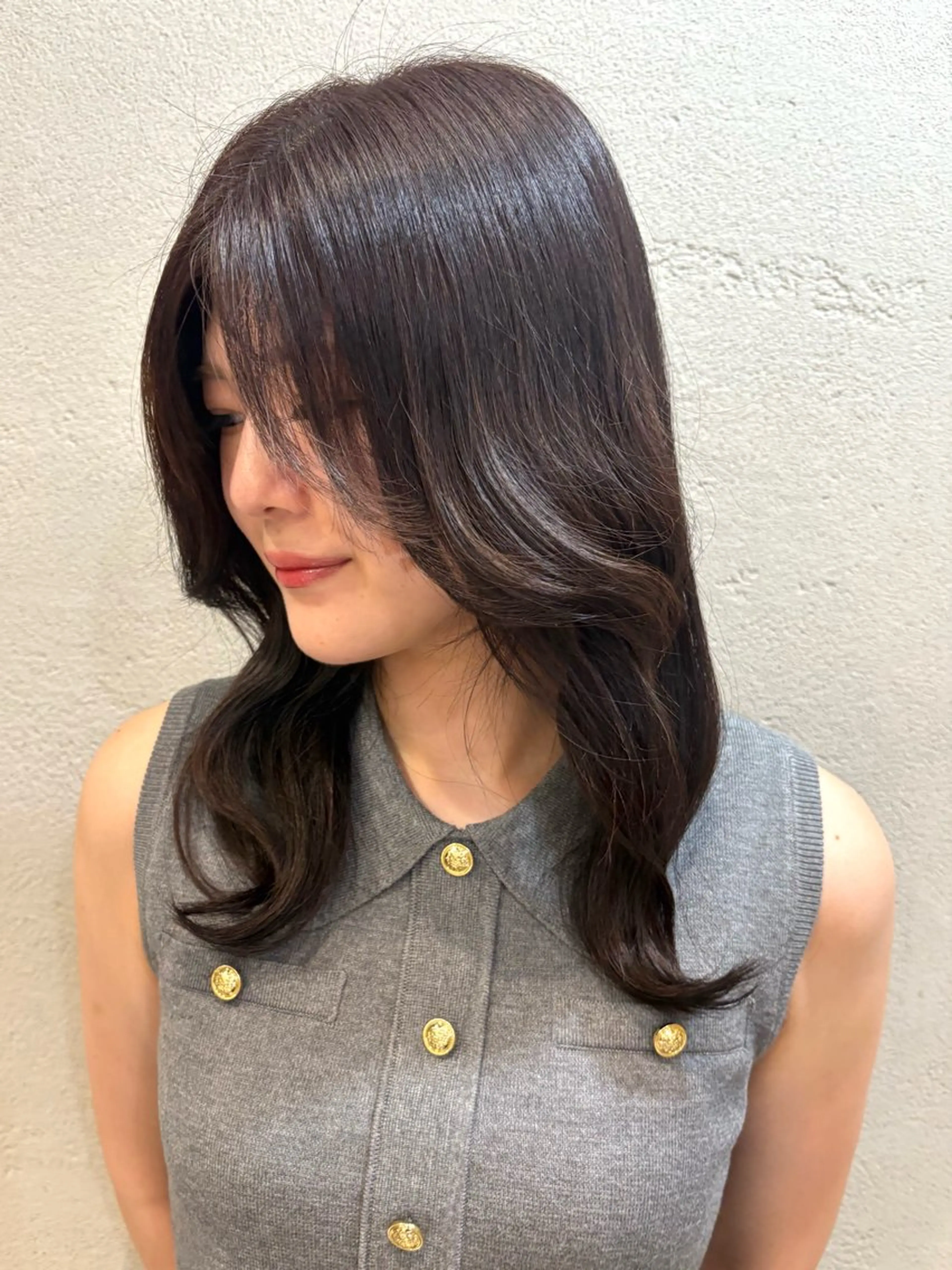 セミロング カラー ブラウンカラー ダークブラウン ヘアカラー 中嶋偲月🌙 艶カラー/縮毛矯正のヘアスタイル