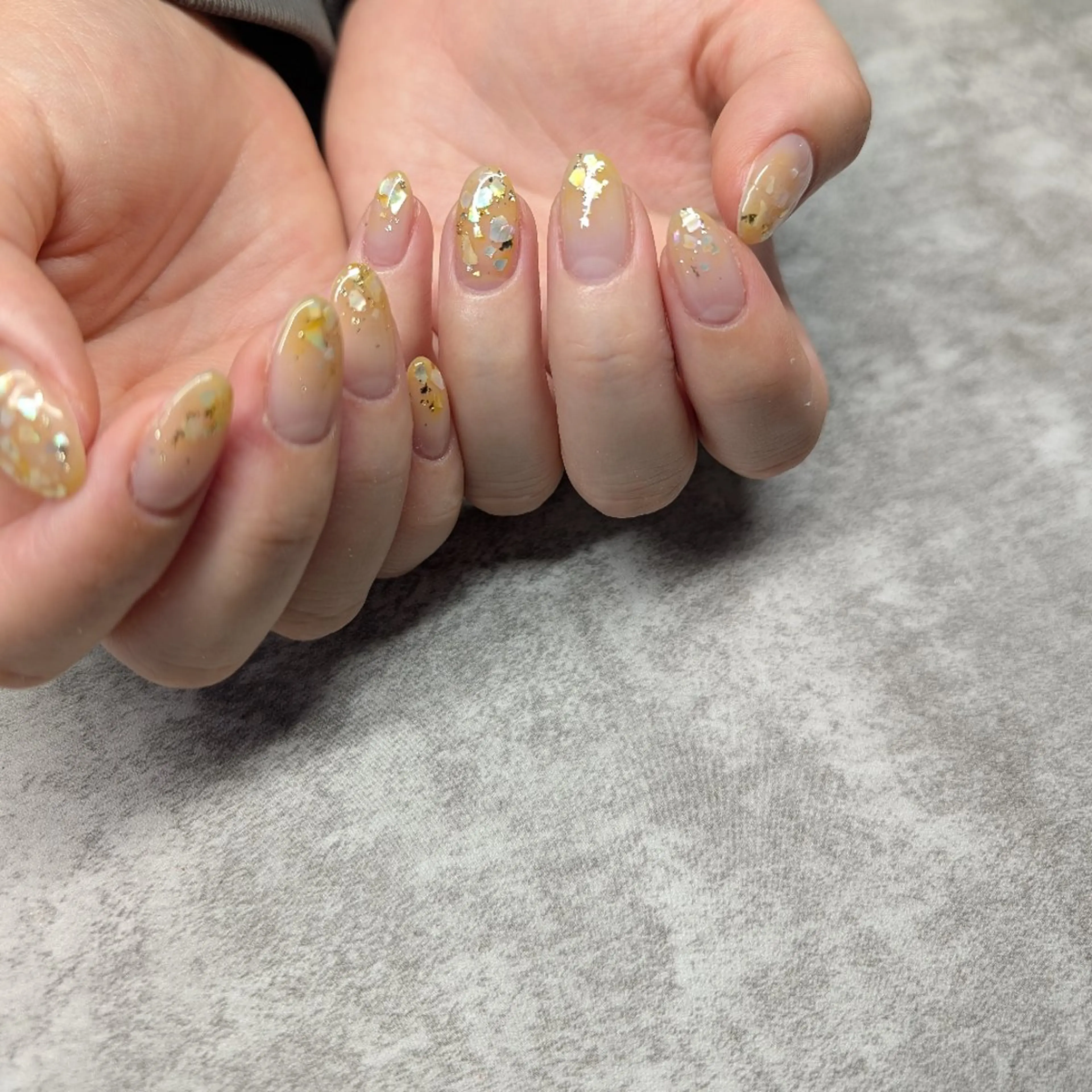 ちょい足しシンプルネイルの写真