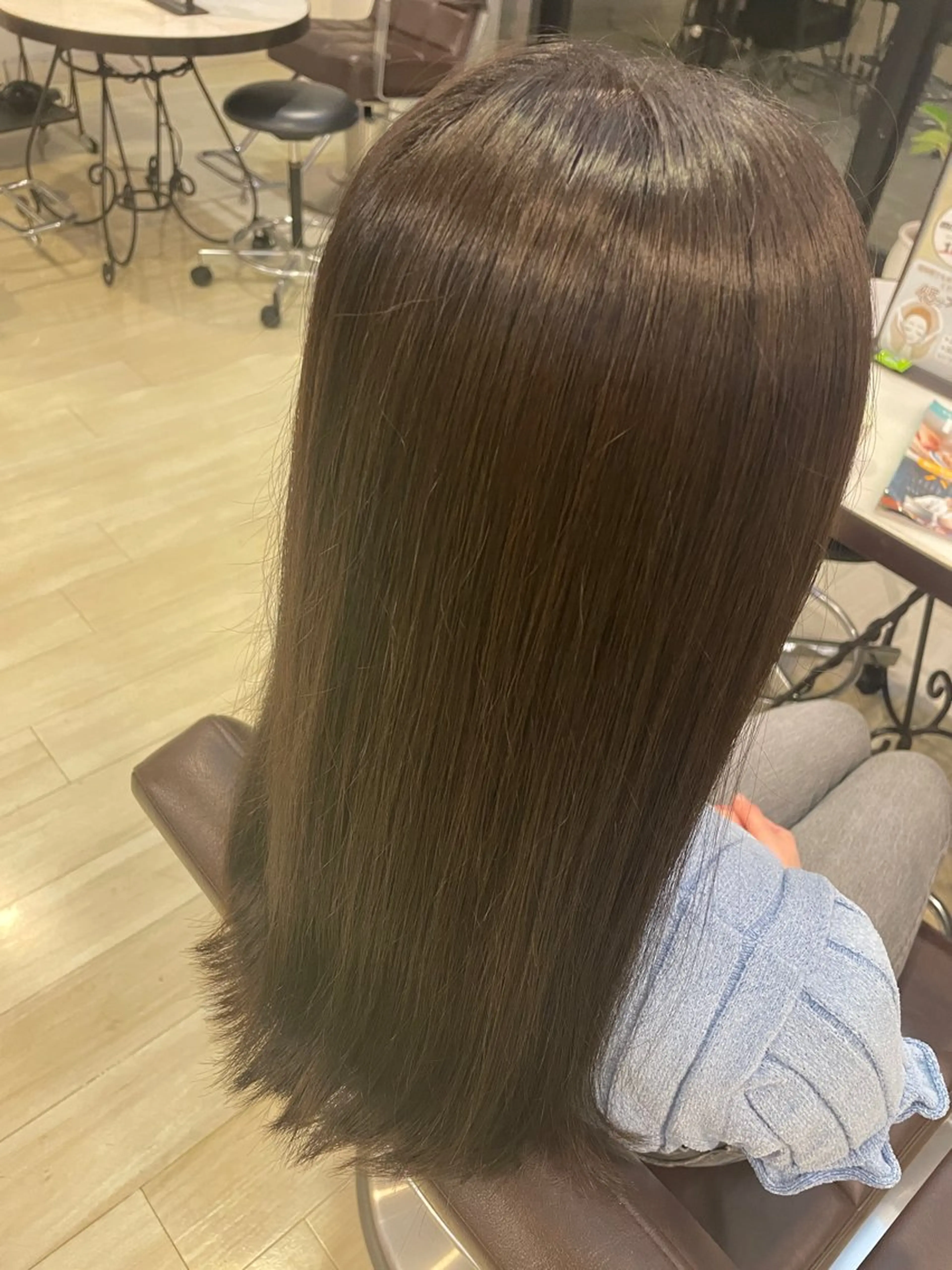 ロング カラー 鷲野 昌人のヘアスタイル