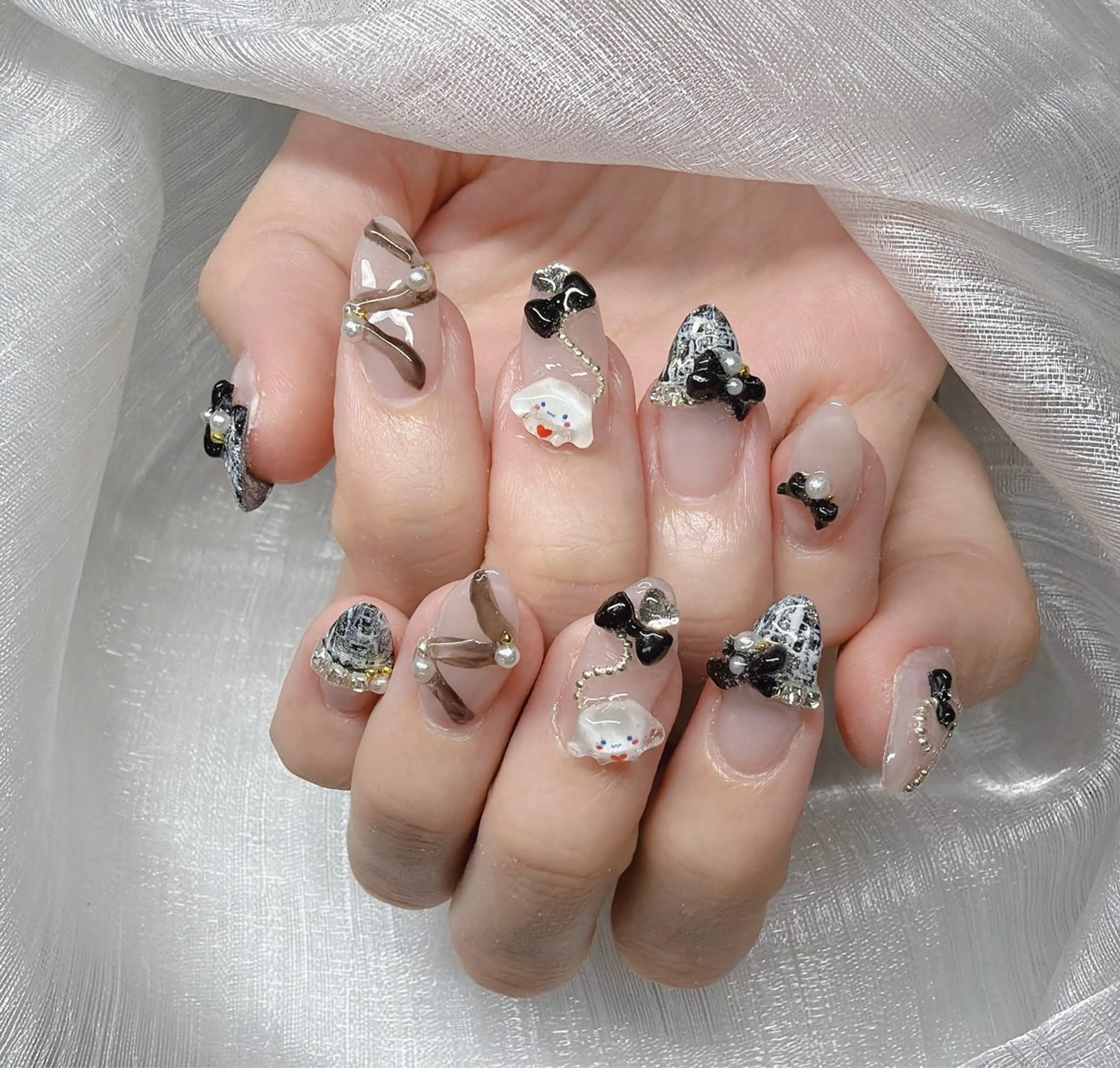 ネイル 長さ出し グラデーション 卒業式 キラキラネイル マグネットネイル ハンドネイル Lee Nailsのネイルデザイン