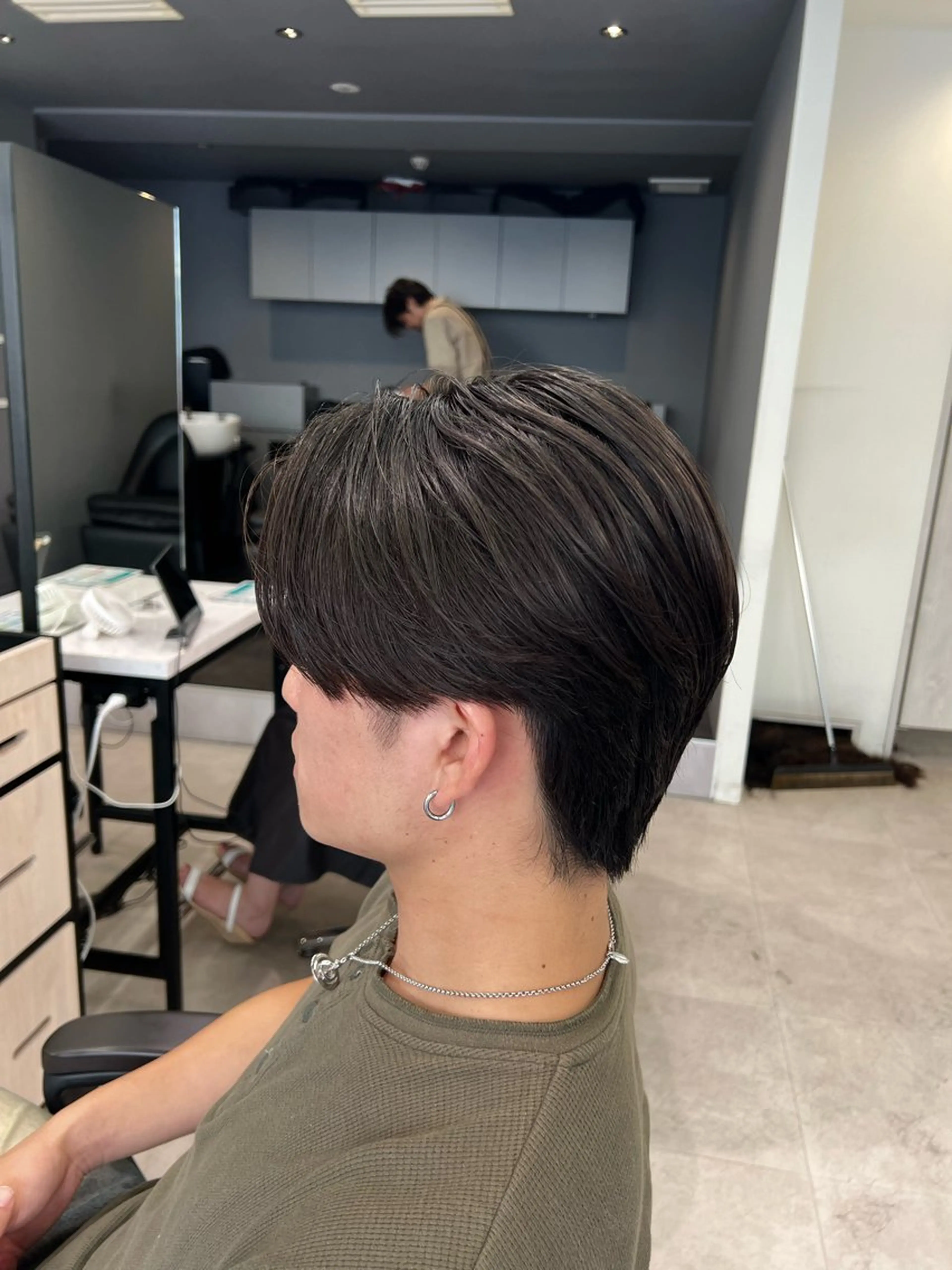 💙メンズ限定💙メンズカット＋カラー＋1step 艶髪ケアトリートメント＋頭皮ケアマイクロバブルの写真