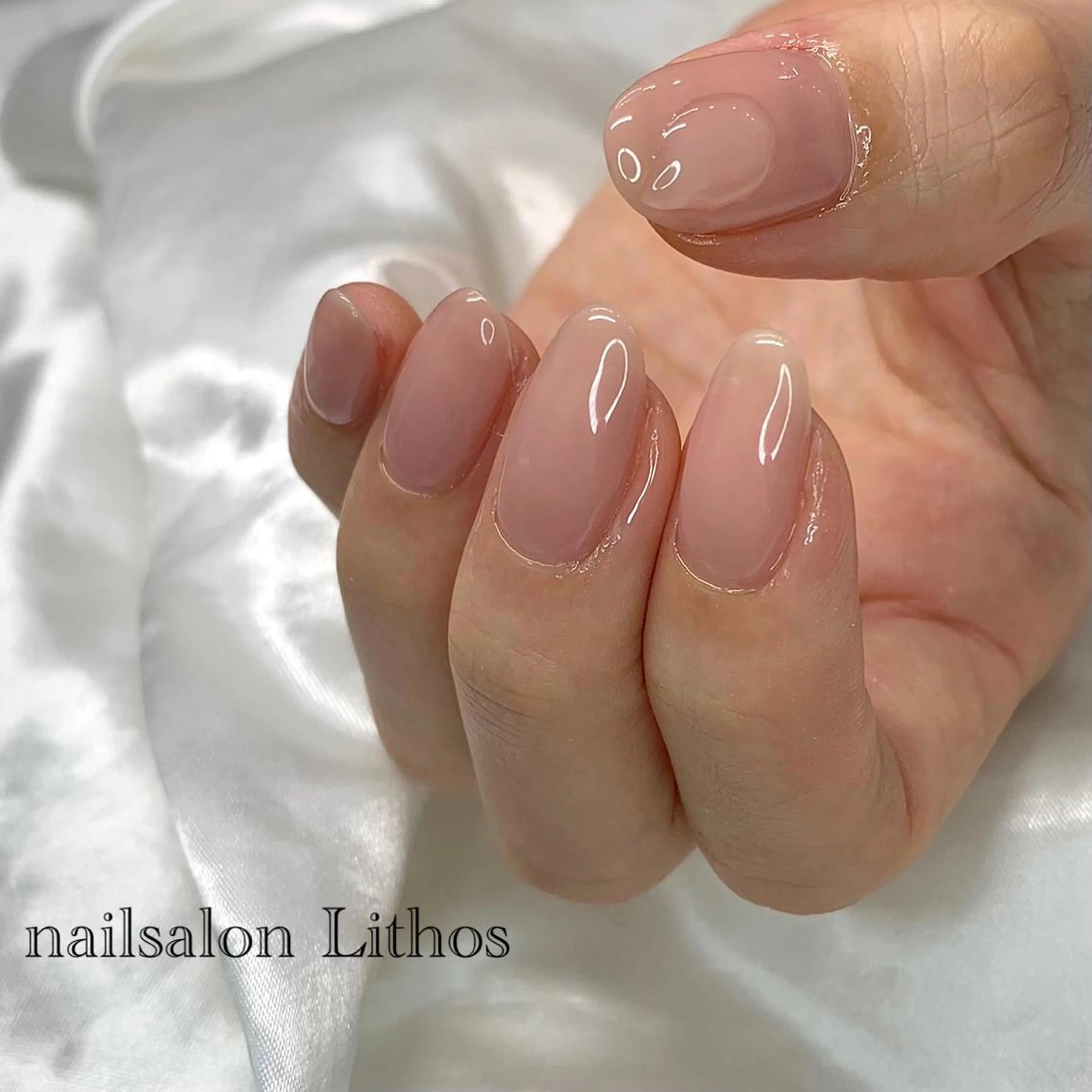 ネイル 氷ネイル・うるうるネイル ハンドネイル nailsalon Lithos所属・nailsalon Recontreのネイルデザイン