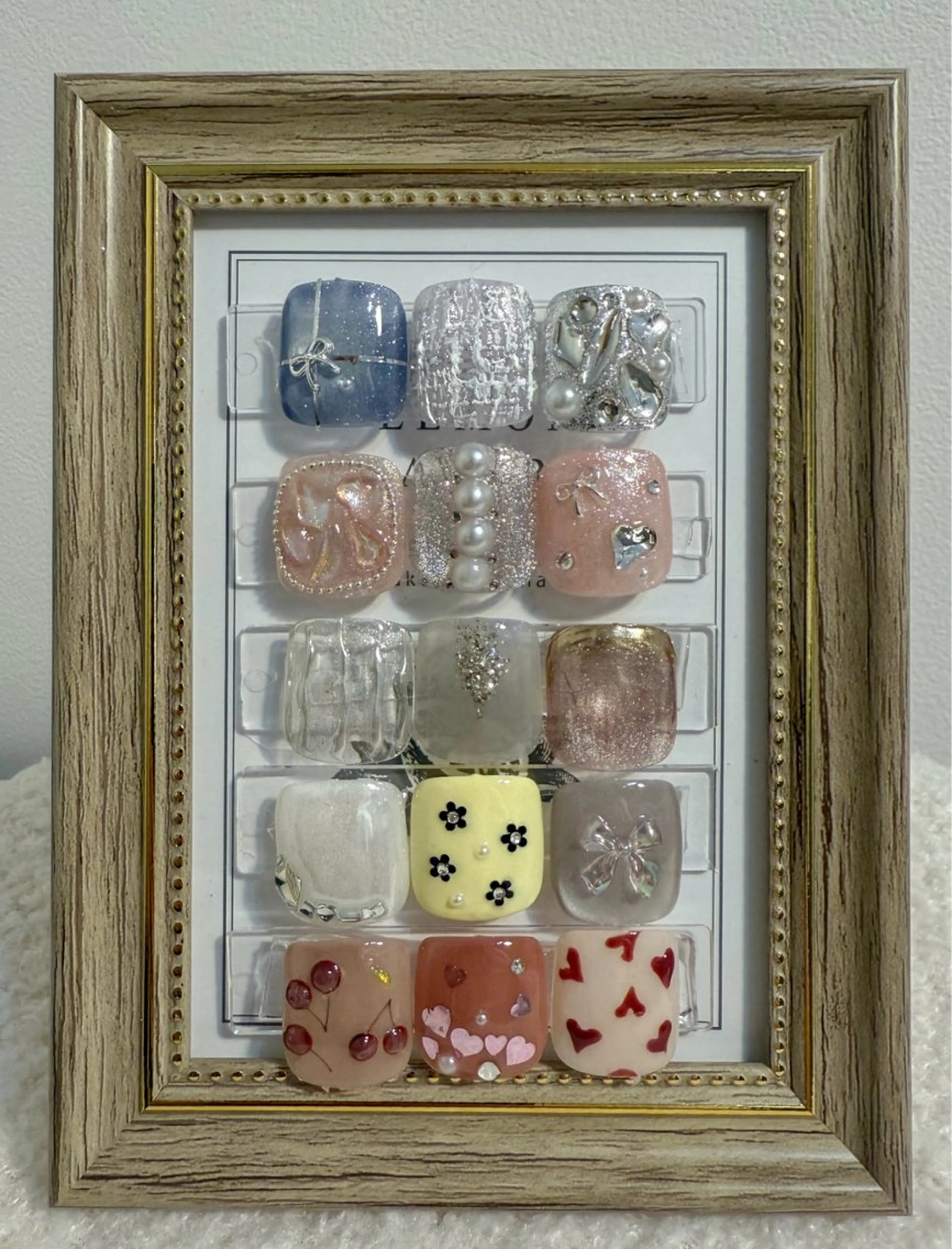 フットネイル💅ワンカラー＋アート2本付き（オフ込み）の写真