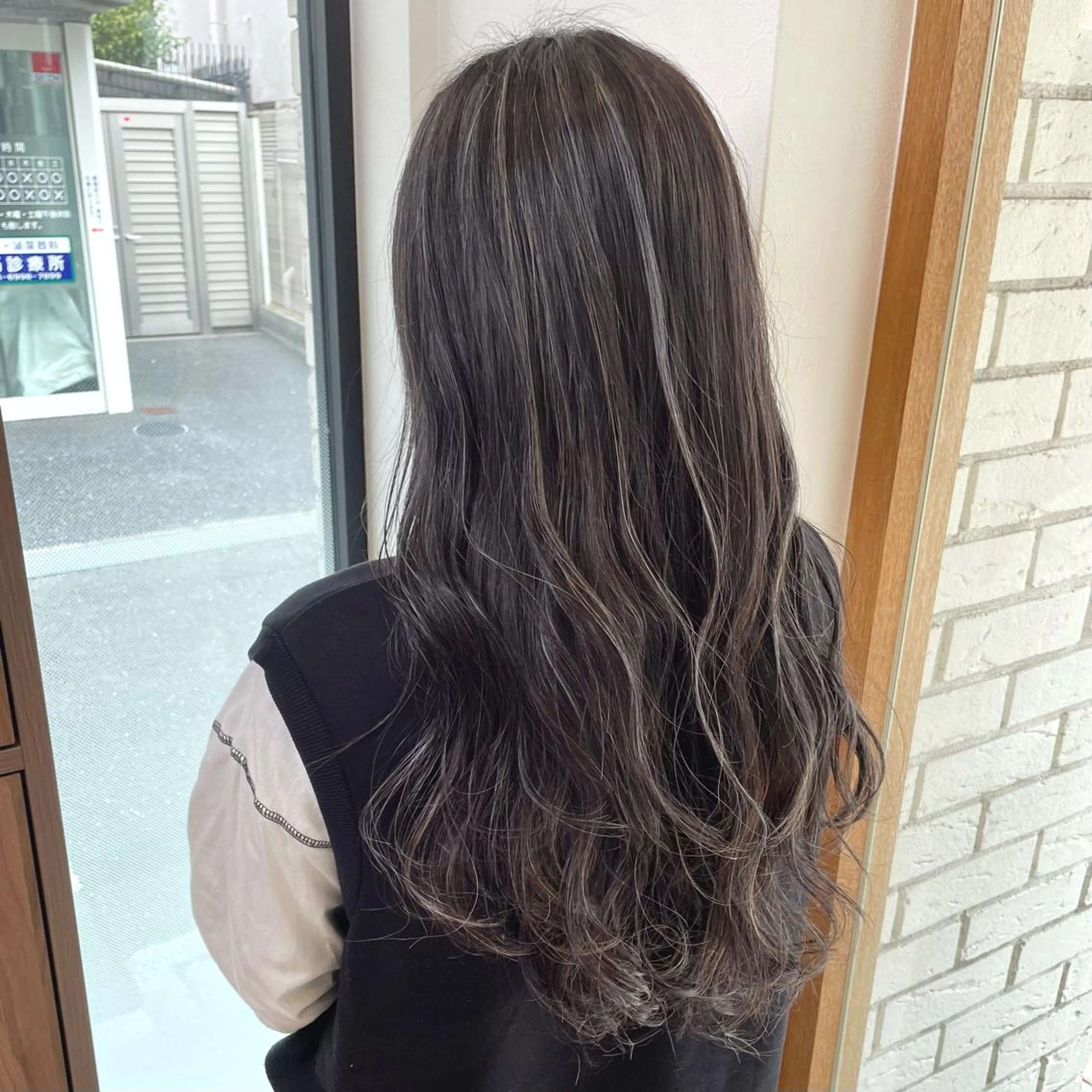 ロング カラー ヘアアレンジ ハイライトカラー ハイライト 🎗秋山勇/ GEAR.代表のヘアスタイル