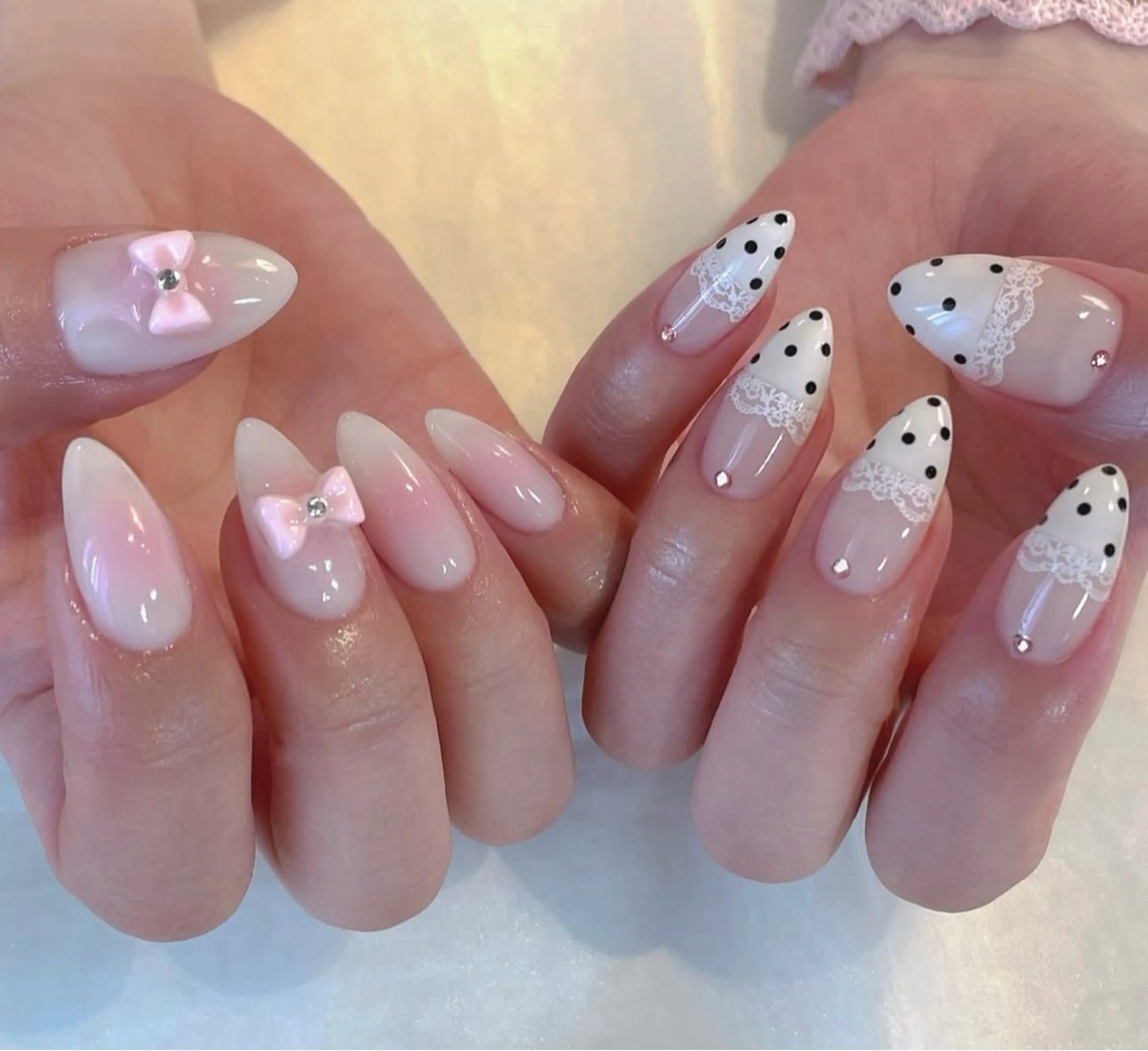 ネイル グラデーション キラキラネイル ワンカラーネイル 冬ネイル Jenn Nail Salonのネイルデザイン
