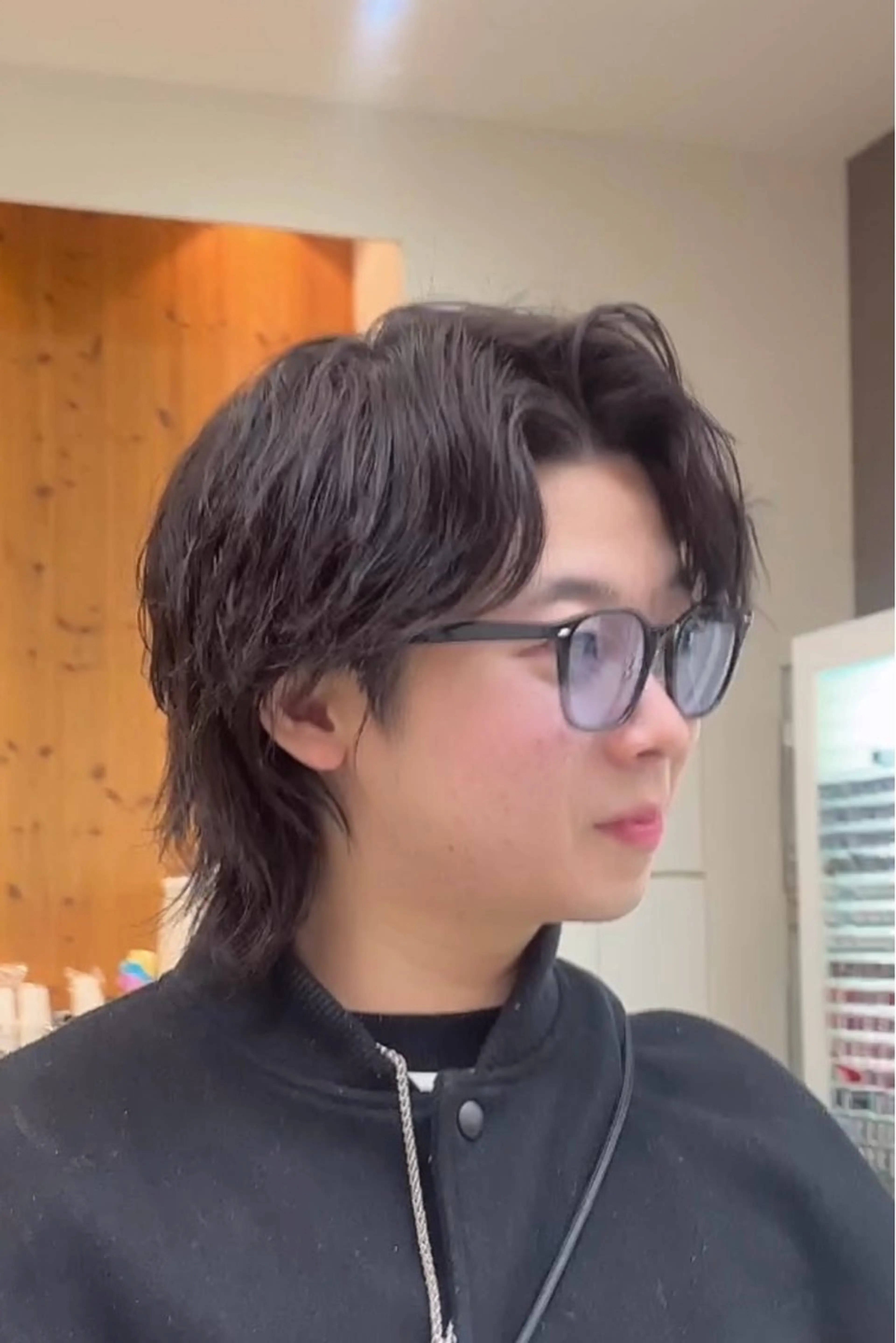 メンズカット、カラー、まつ毛パーマ、眉カットの写真