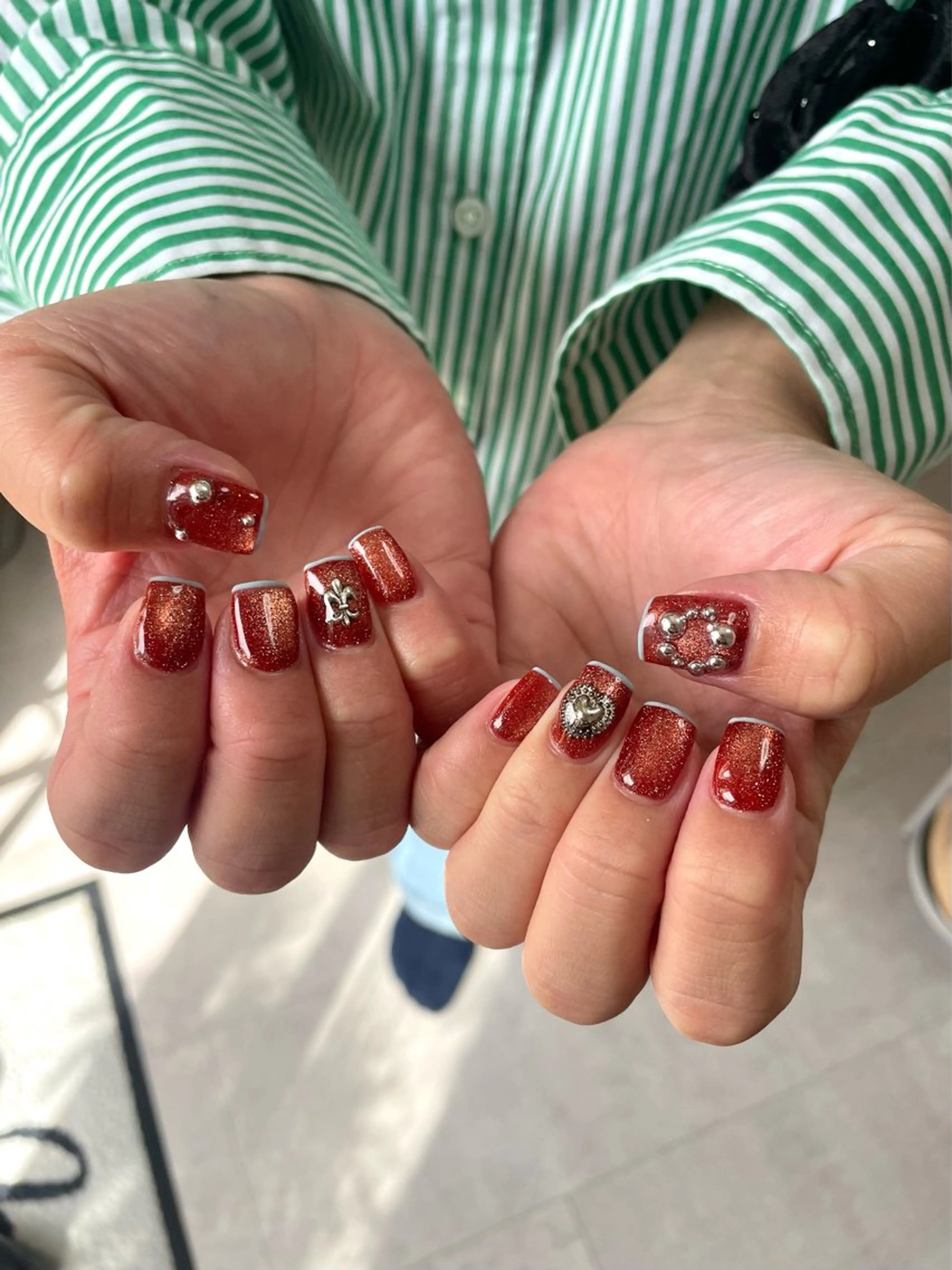 ネイル 水色 マグネットネイル ハンドネイル RISA joie nailのネイルデザイン