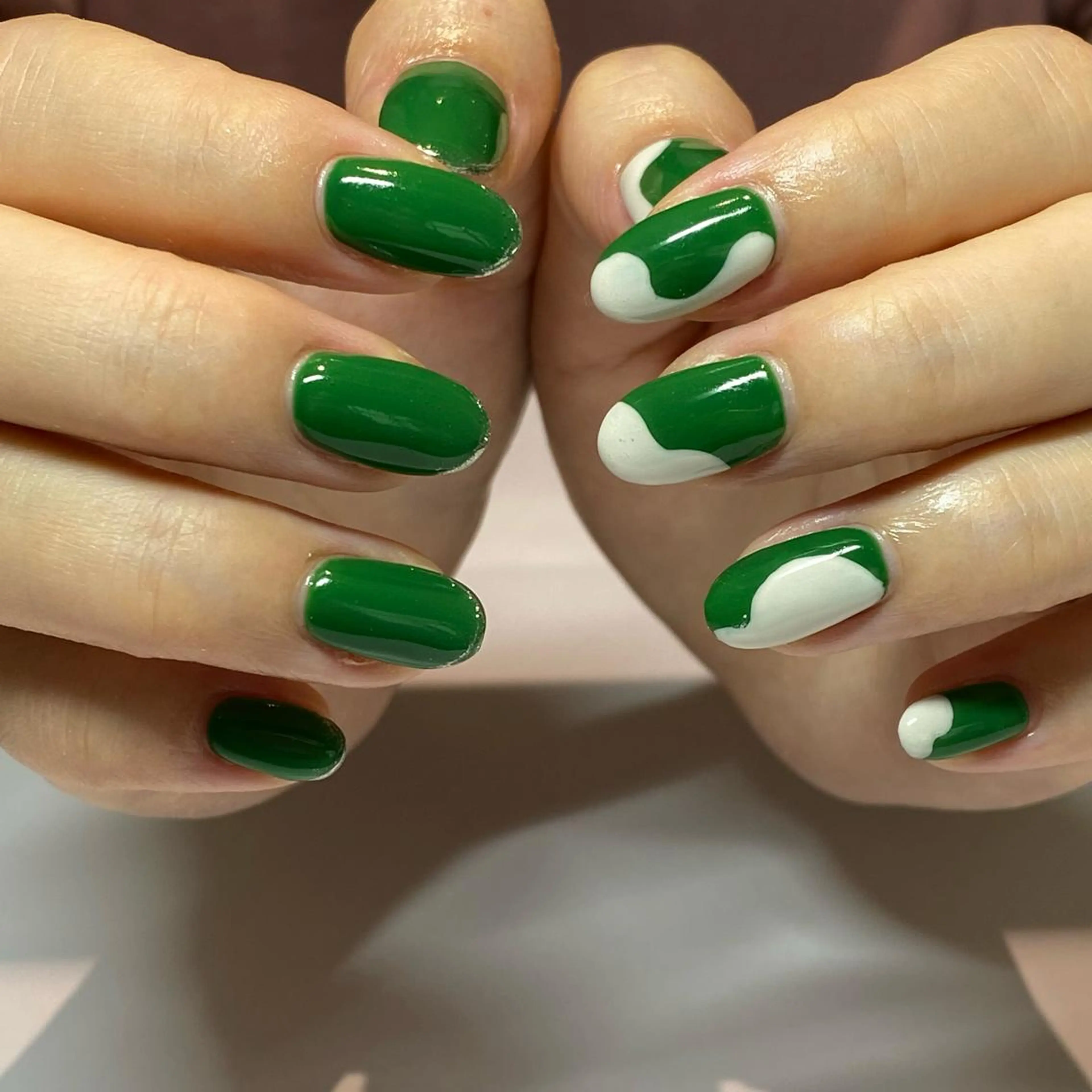 ネイル グリーン ハンドネイル ayana nails所属・nail salon ayanaのネイルデザイン