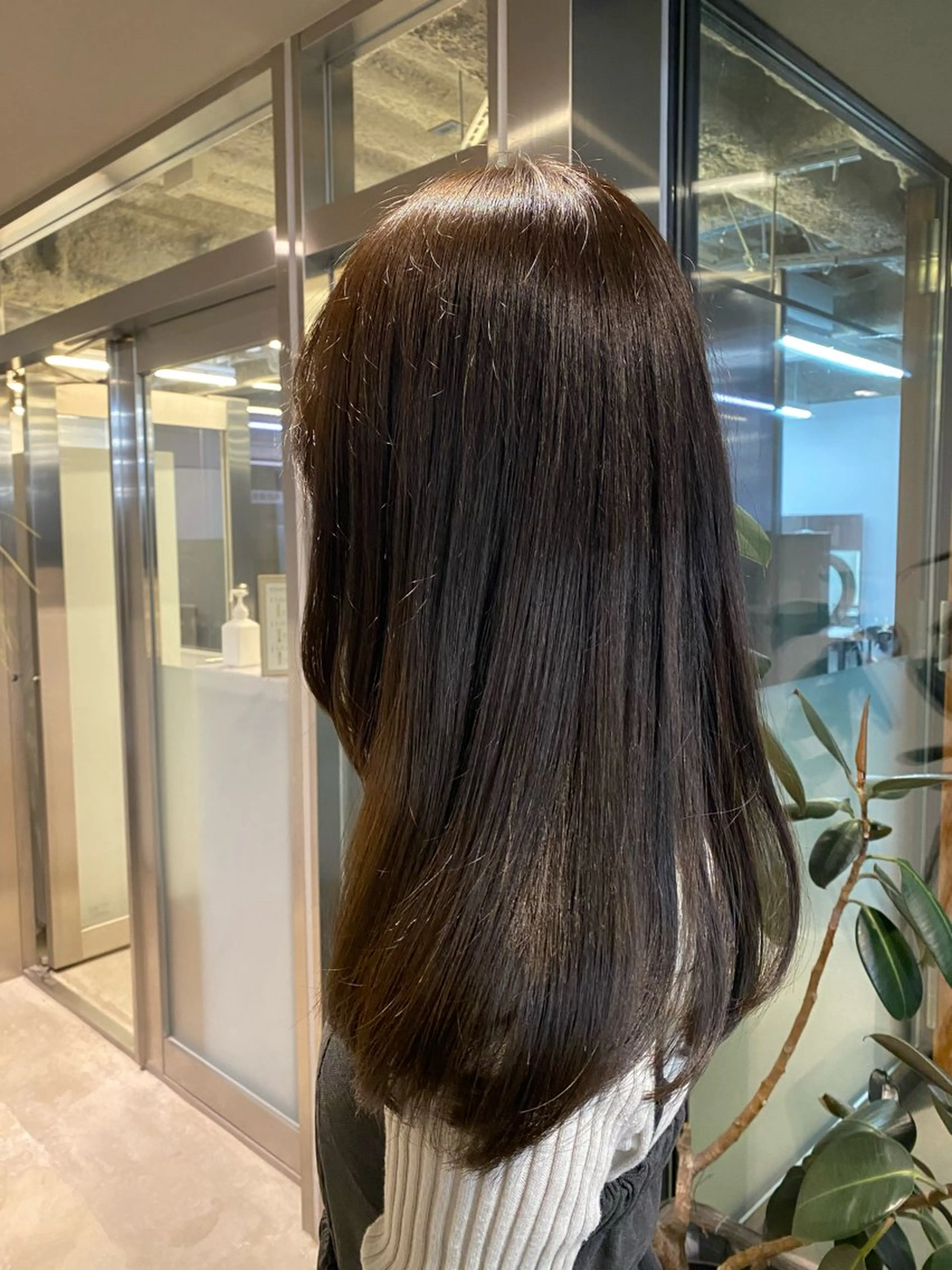 カラー MIYUU OTANIのヘアスタイル