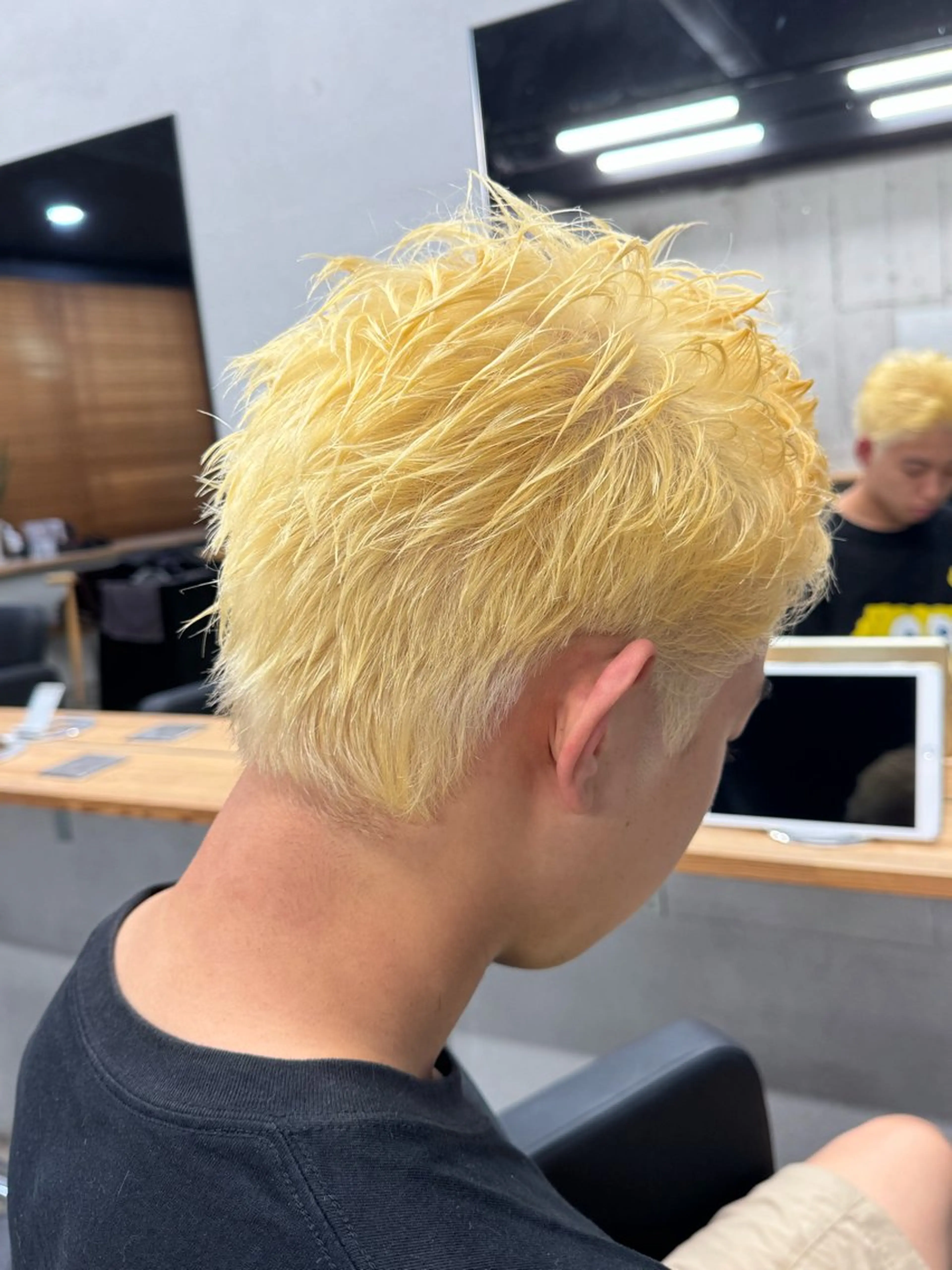 メンズ カット ヘアカラー トリートメント アキト/ メンズ/透明感暗髪のヘアスタイル