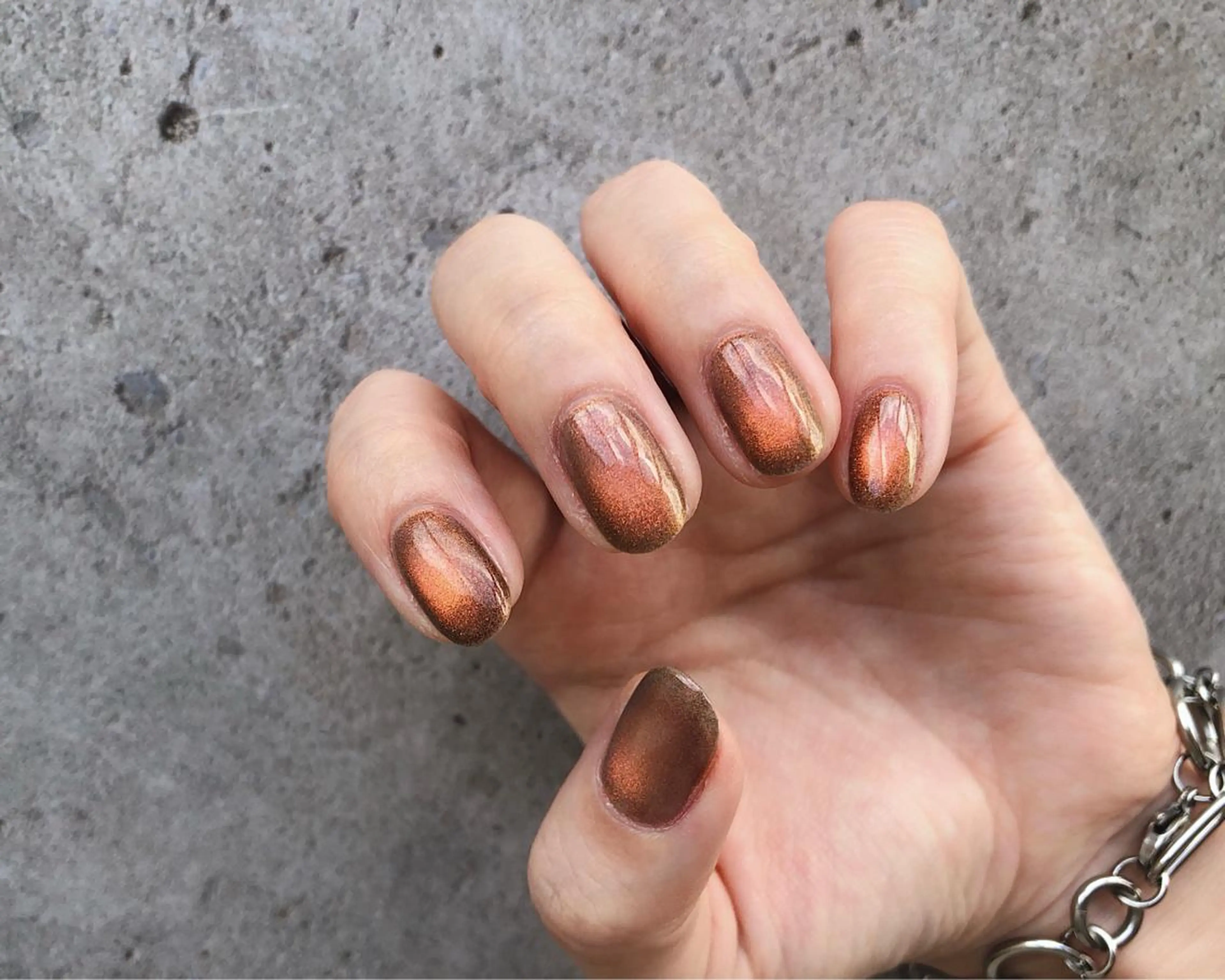 ネイル マグネットネイル オレンジ ハンドネイル nail heron所属・saki_ nail heronのネイルデザイン