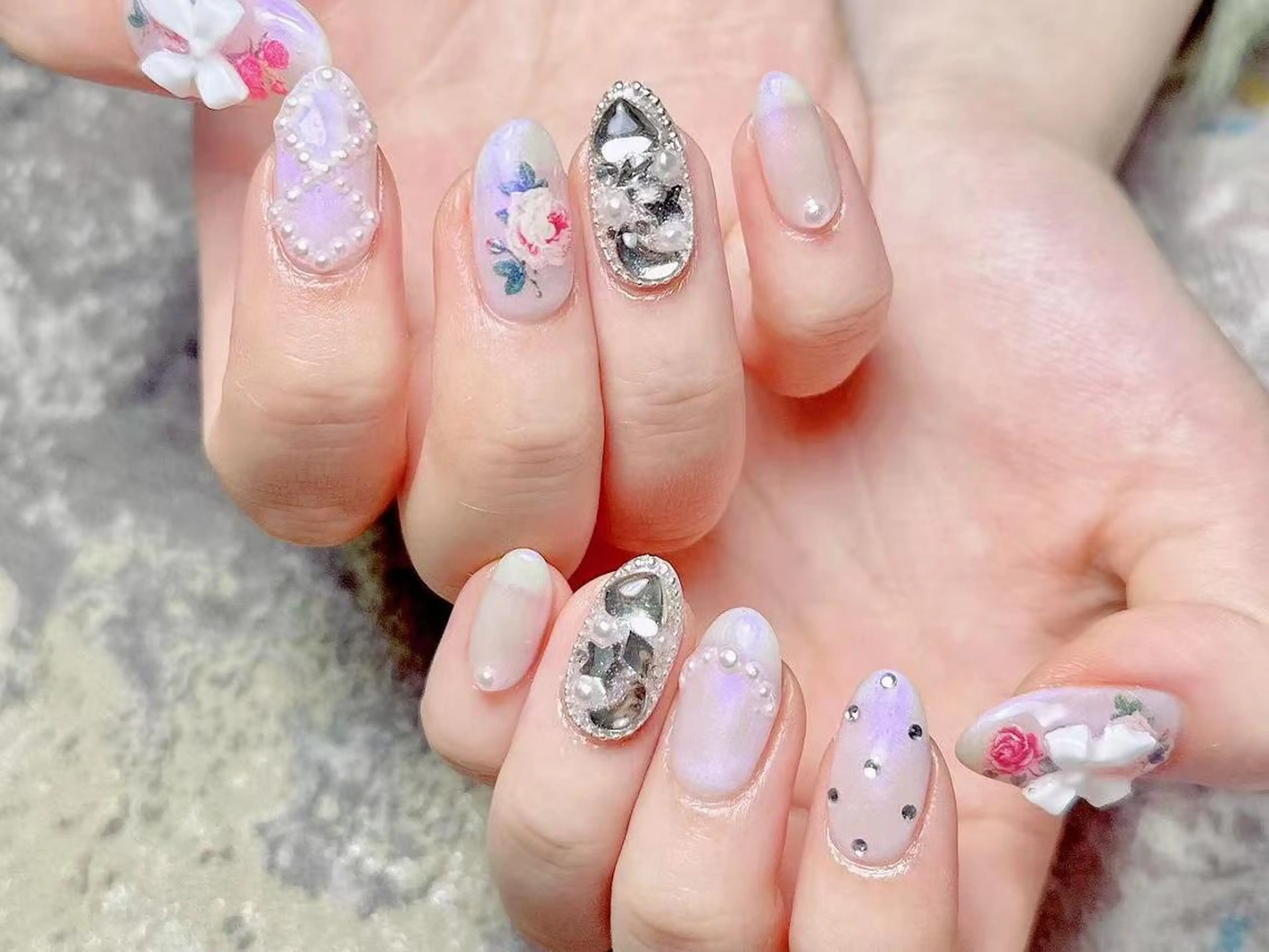 ネイル アートネイル オーロラネイル チークネイル 成人式 長さ出し ナユキNA.YUKI 渋谷店のネイルデザイン