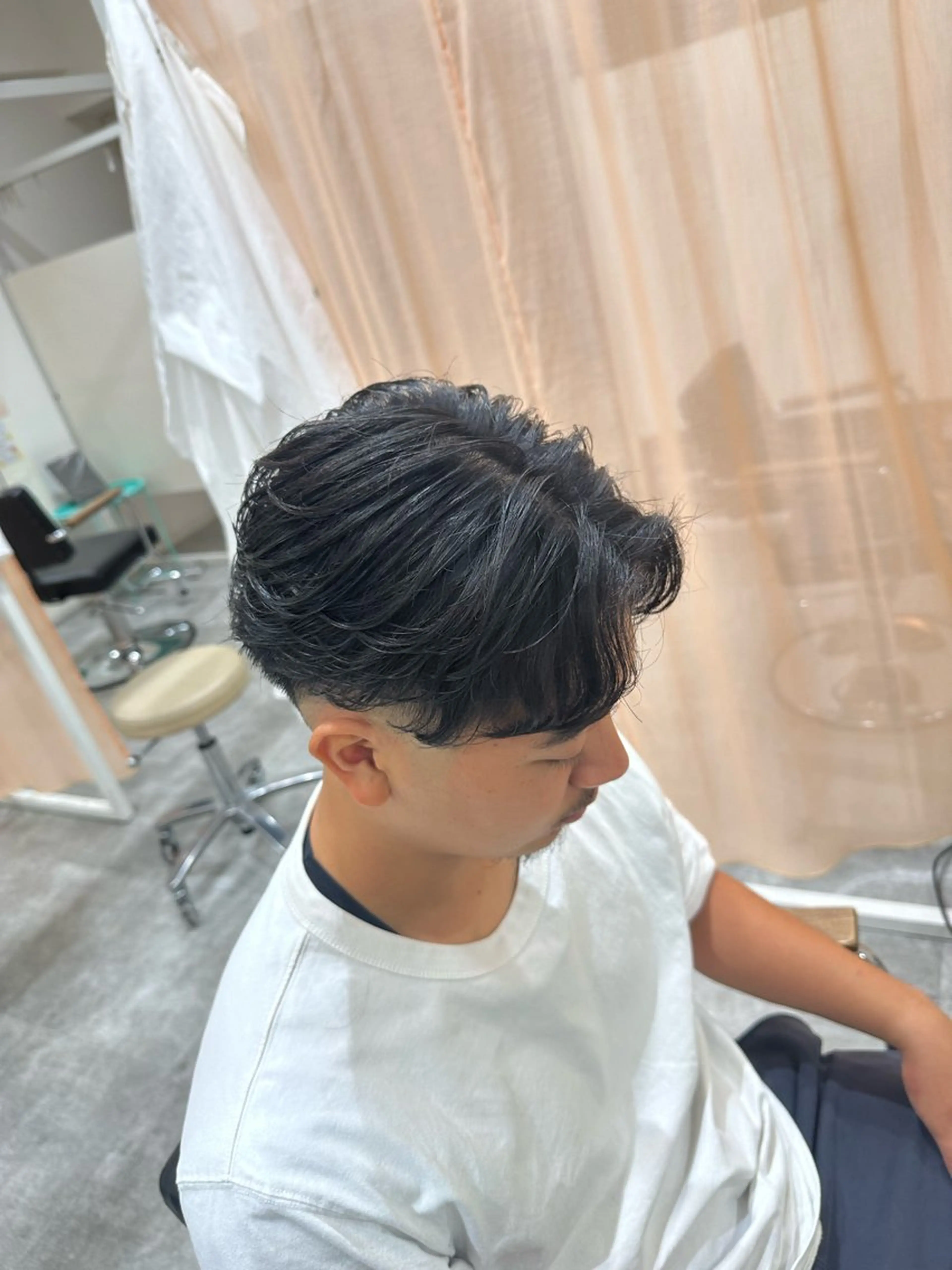 ショート メンズ センターパート Chere ore 新金岡所属・ツイスパ/フェード /辻諒哉のヘアスタイル