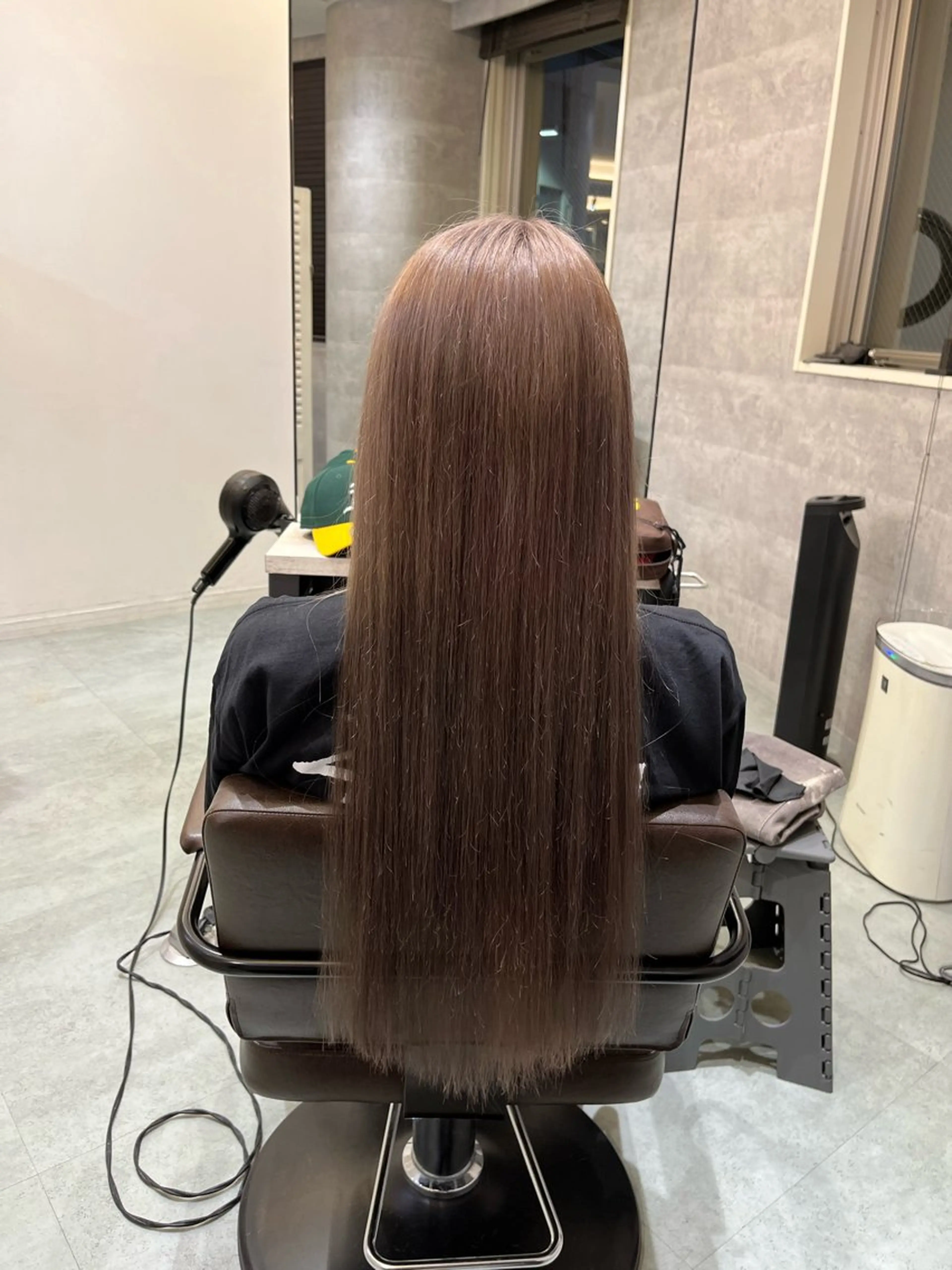 ロング カラー グレージュ ロング ケアブリーチ🌟 ♢WATARU♢のヘアスタイル