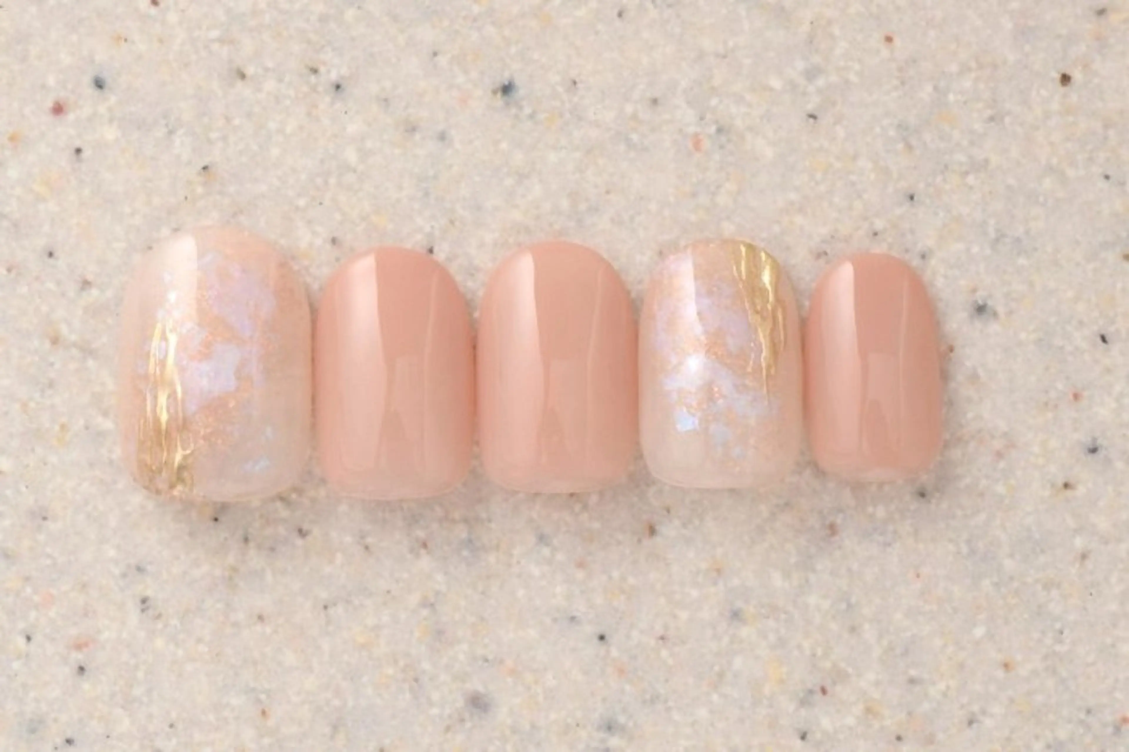 ネイル 長谷川 美穂のネイルデザイン