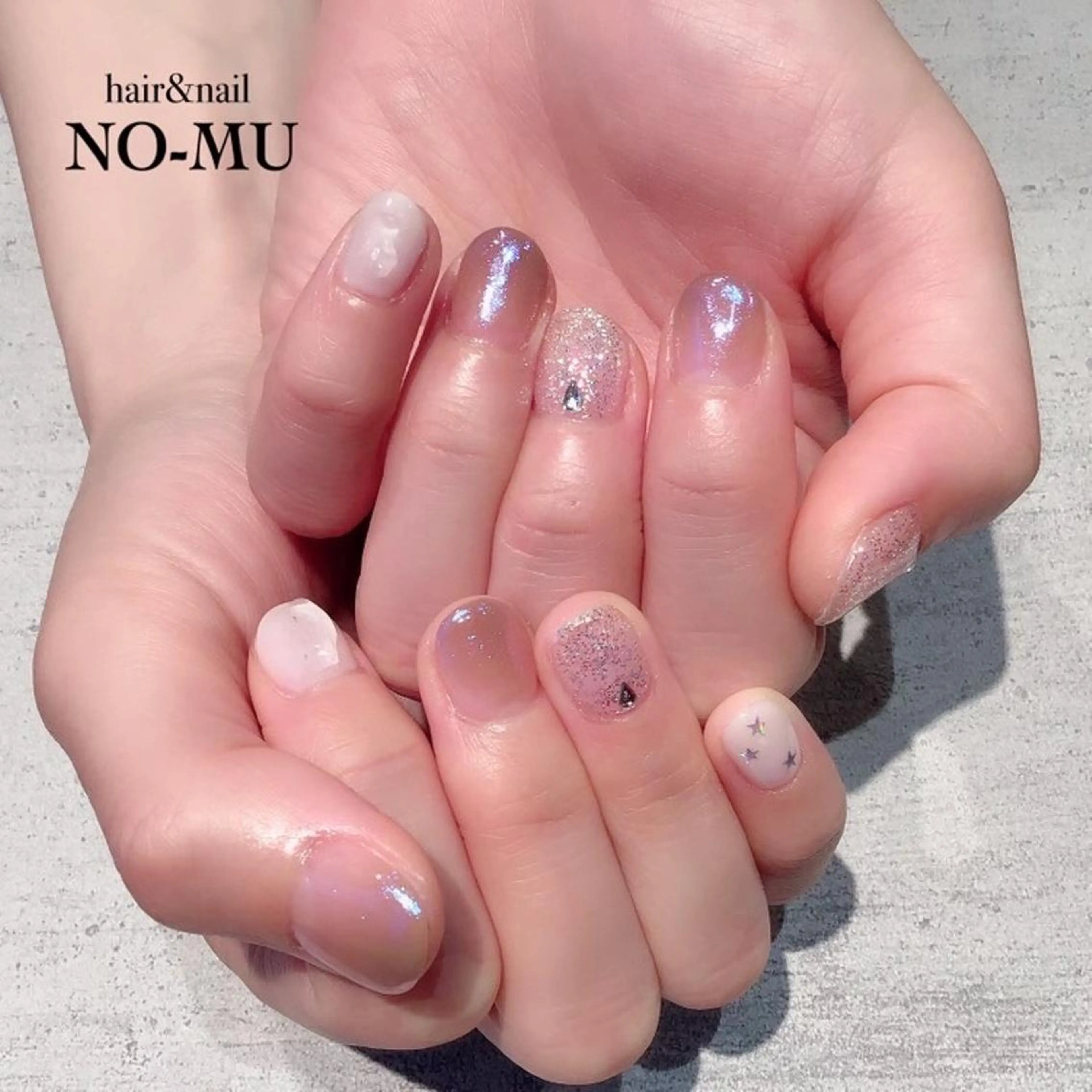 ネイル オーロラネイル ミラーネイル パープル hair＆nail NO-MU所属・hair＆nail NO-MUのネイルデザイン