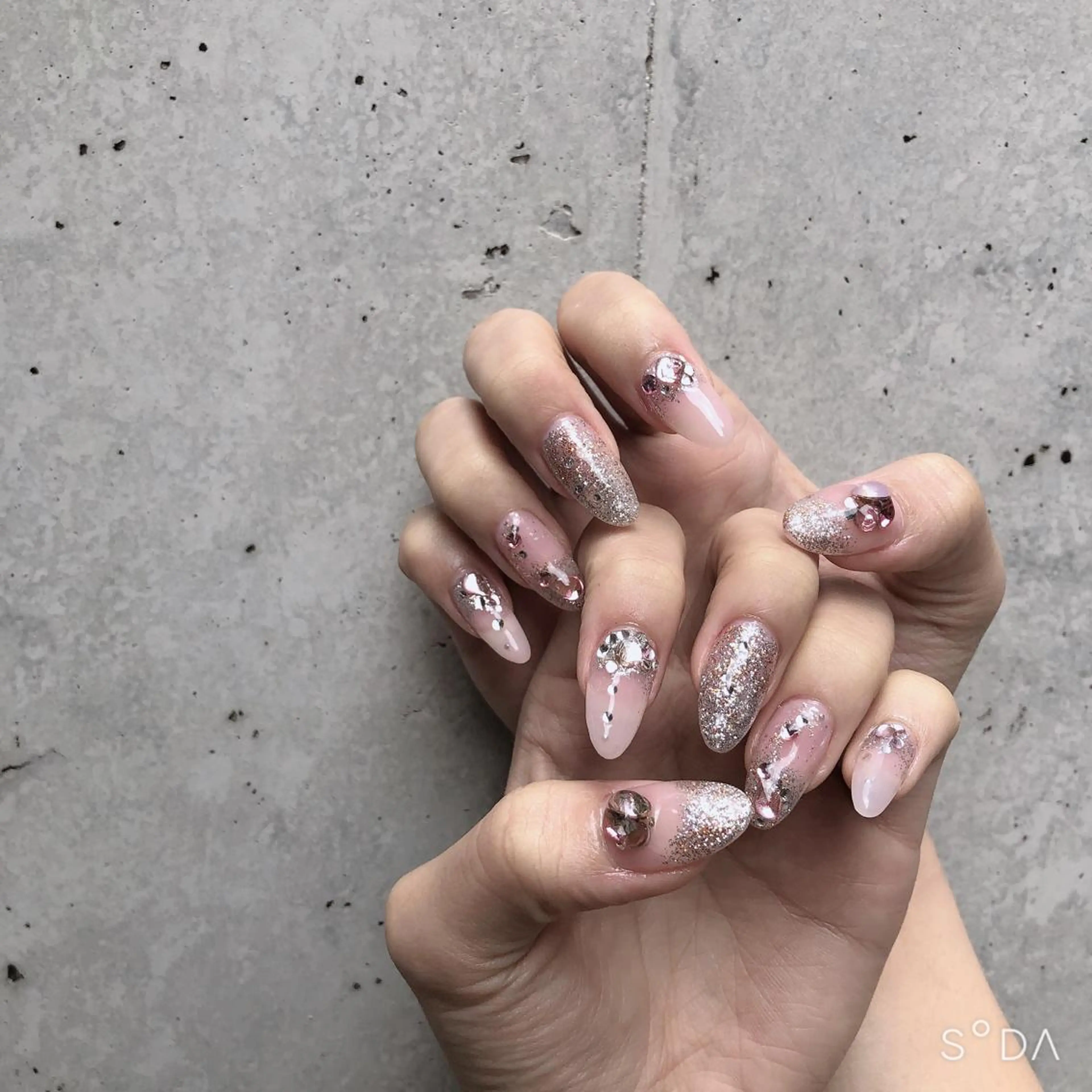 ネイル 成人式 ジェルネイル キラキラネイル ラメ(グリッター) スカルプネイル You kyehwaのネイルデザイン