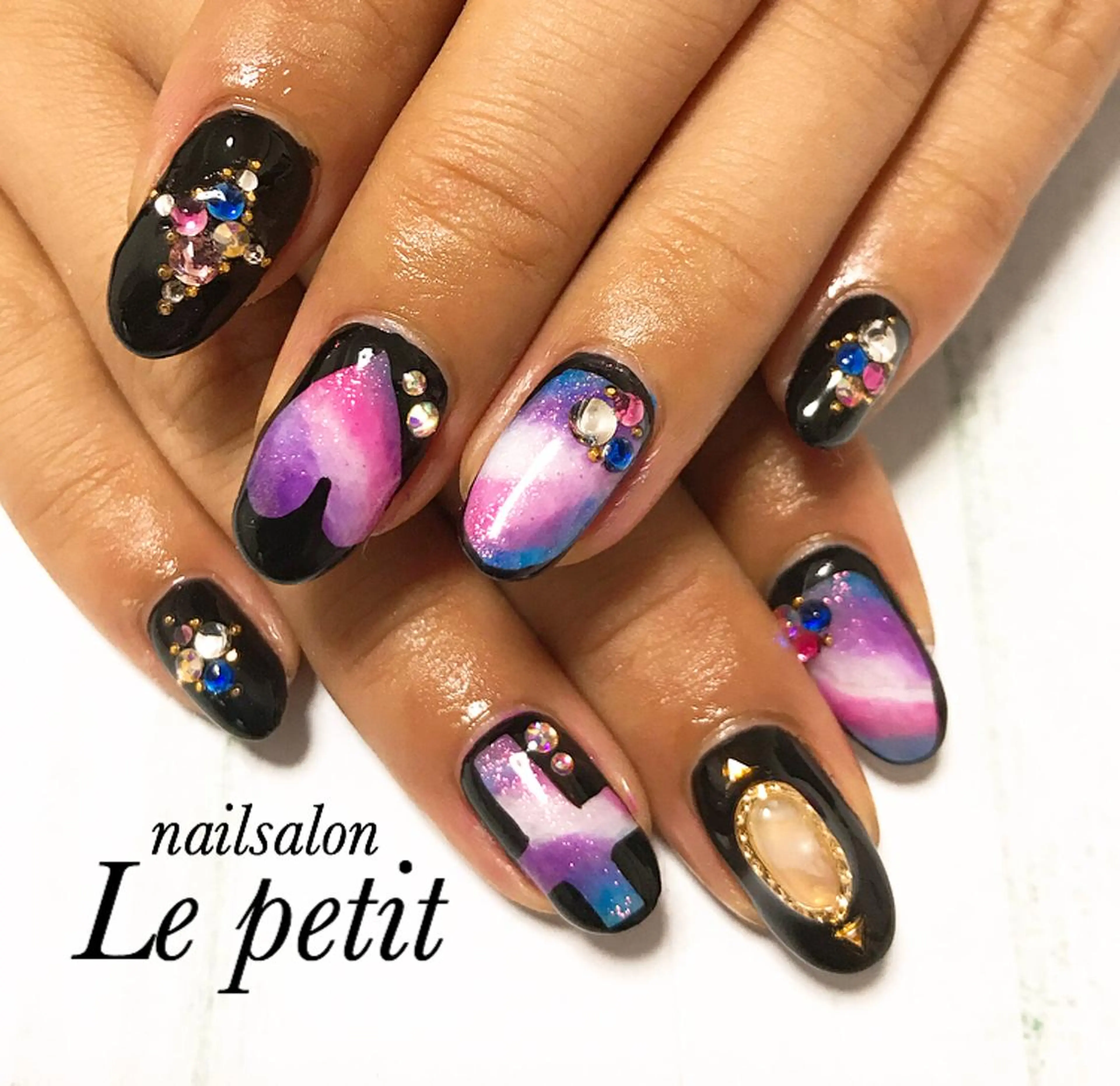 ネイル 石野 広佳のネイルデザイン