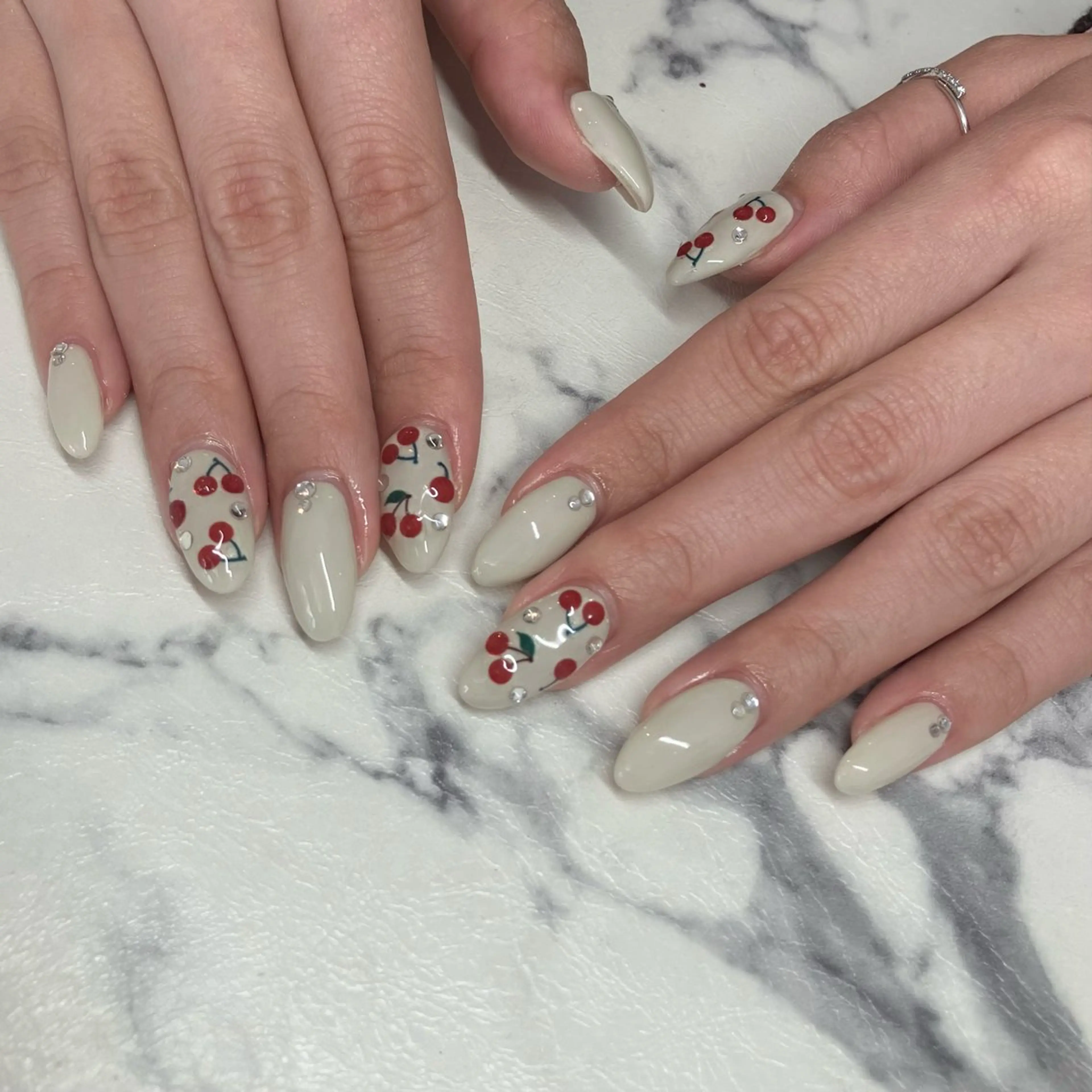 ネイル CREST(天王寺) 廣岡 Hirookaのネイルデザイン