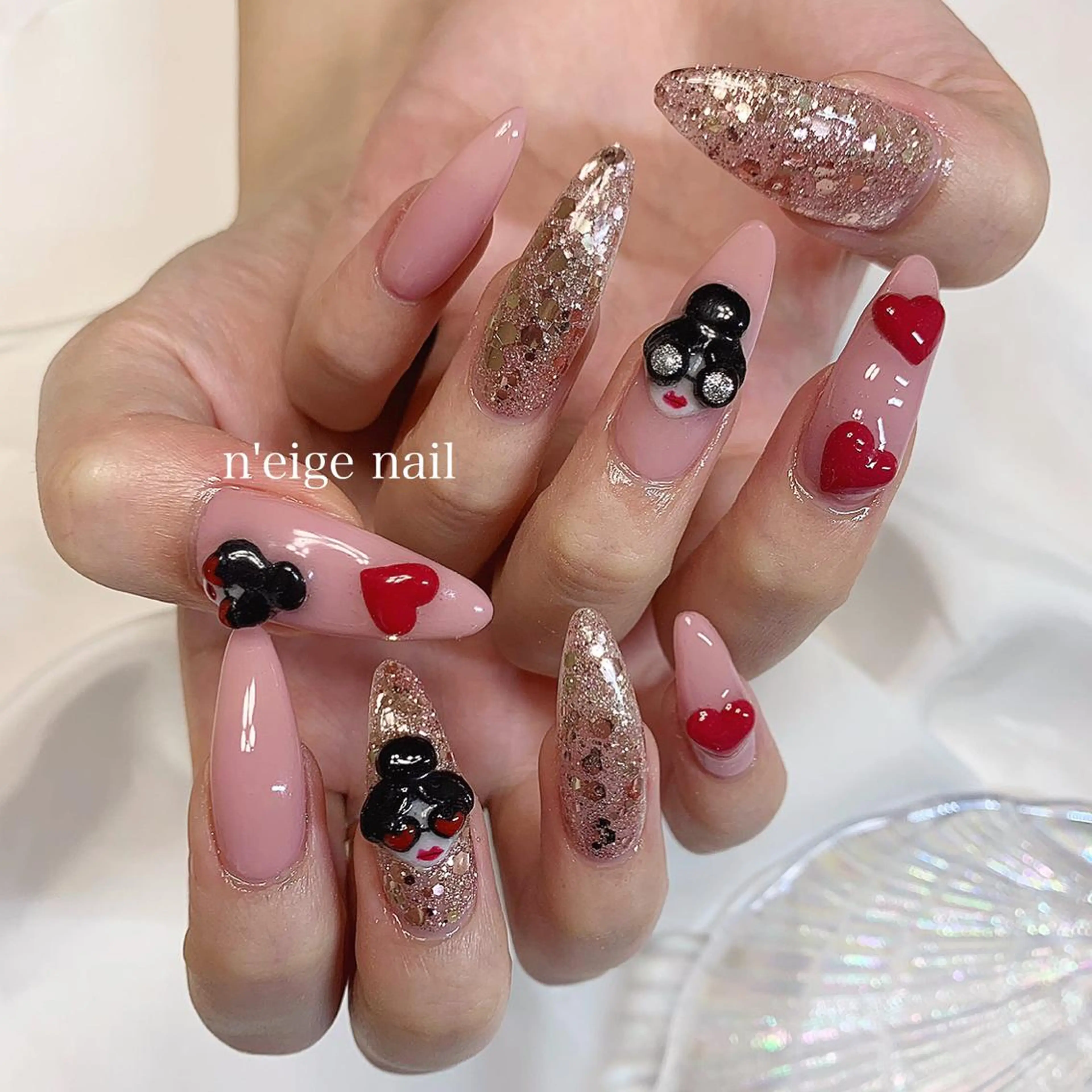 ネイル アートネイル ハート キラキラネイル 韓国ネイル ニュアンスネイル n'eige nail所属・大谷 綾香のネイルデザイン