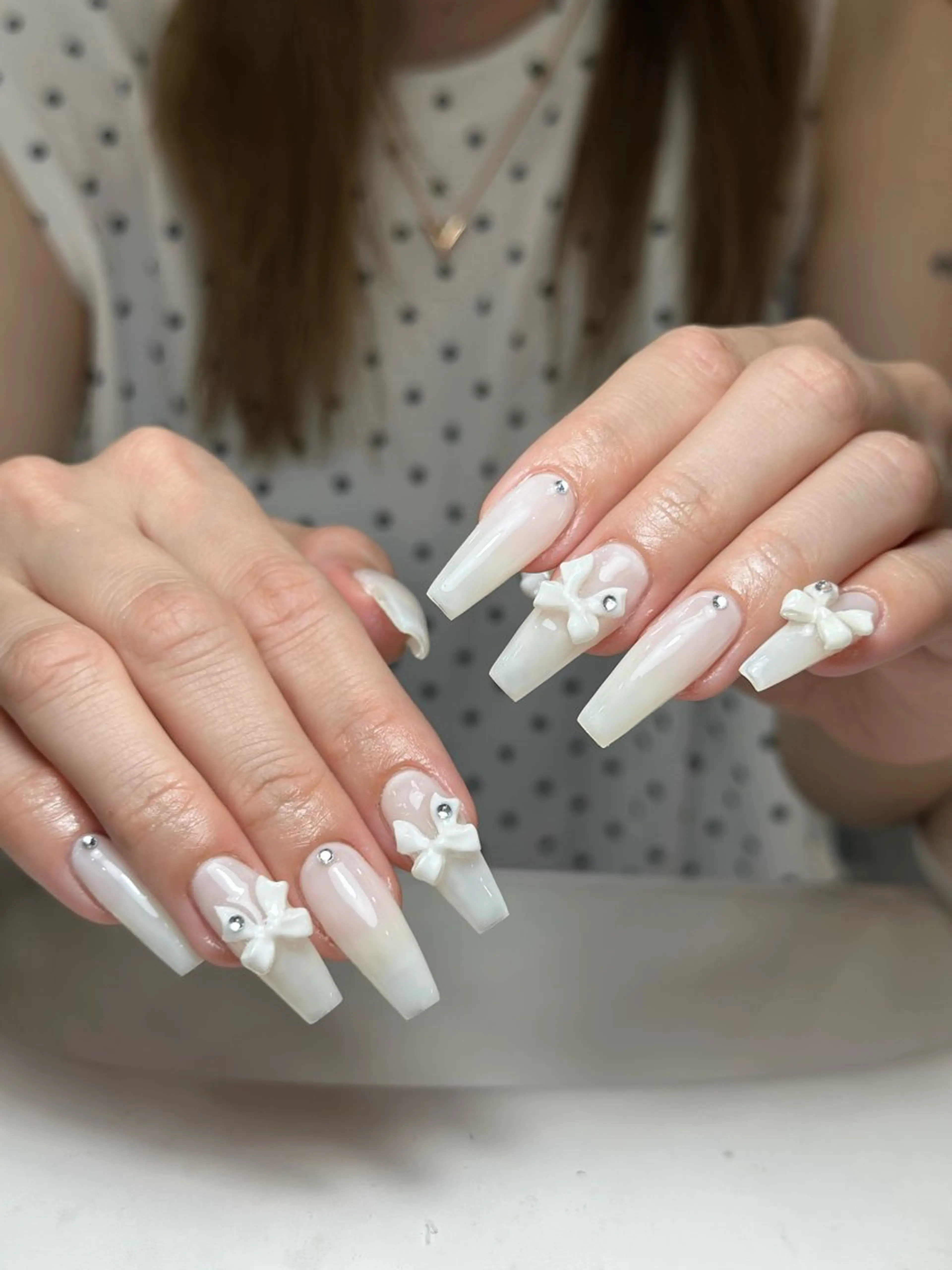 ネイル フレンチネイル グラデーション 韓国ネイル マグネットネイル シンプルネイル ハンドネイル CoMo Nail Studio所属・CoMo Nailのネイルデザイン