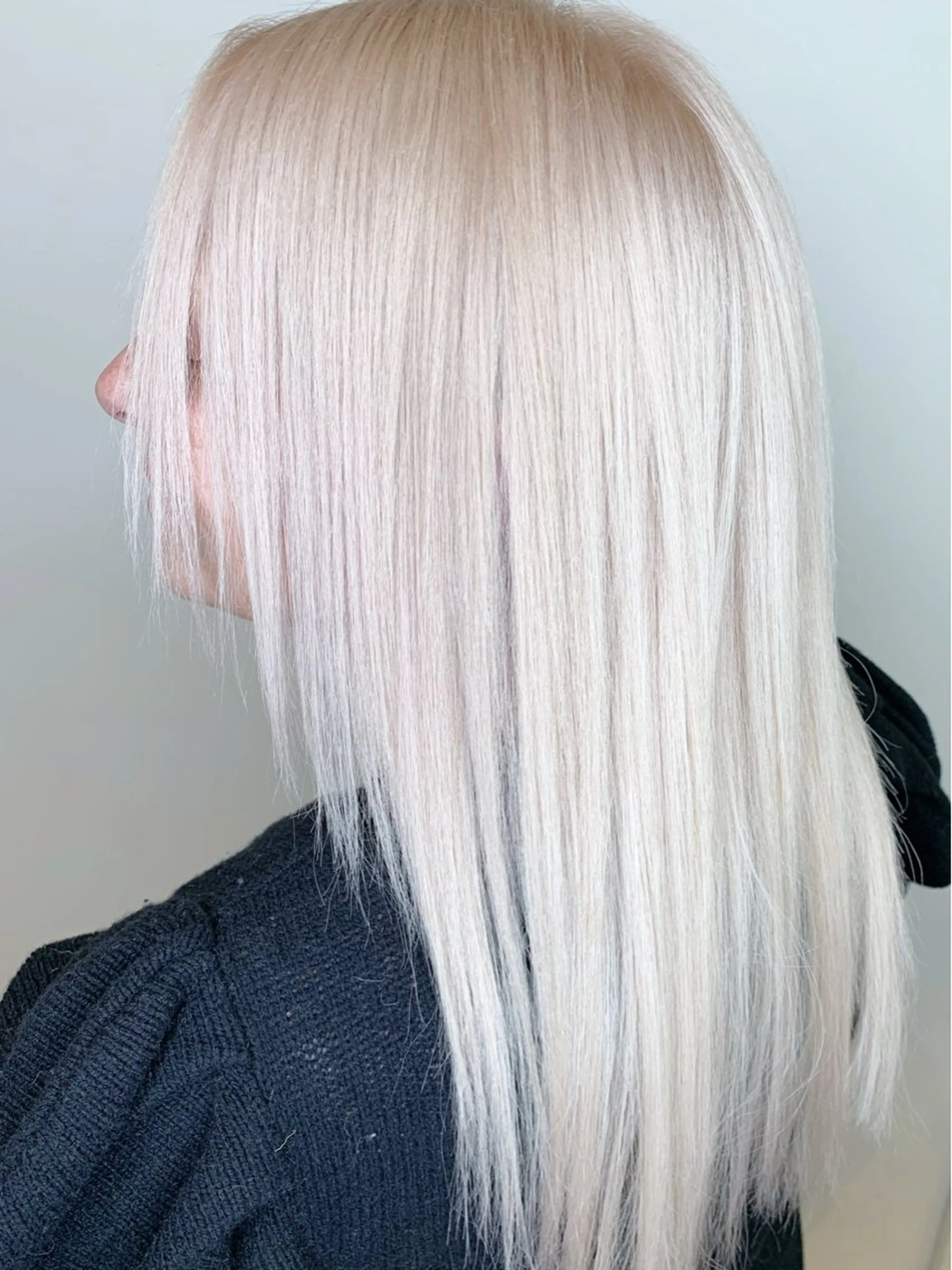 【パウダープレックス使用✨】ホワイトダブルカラー＋カット＋髪質改善トリートメントの写真