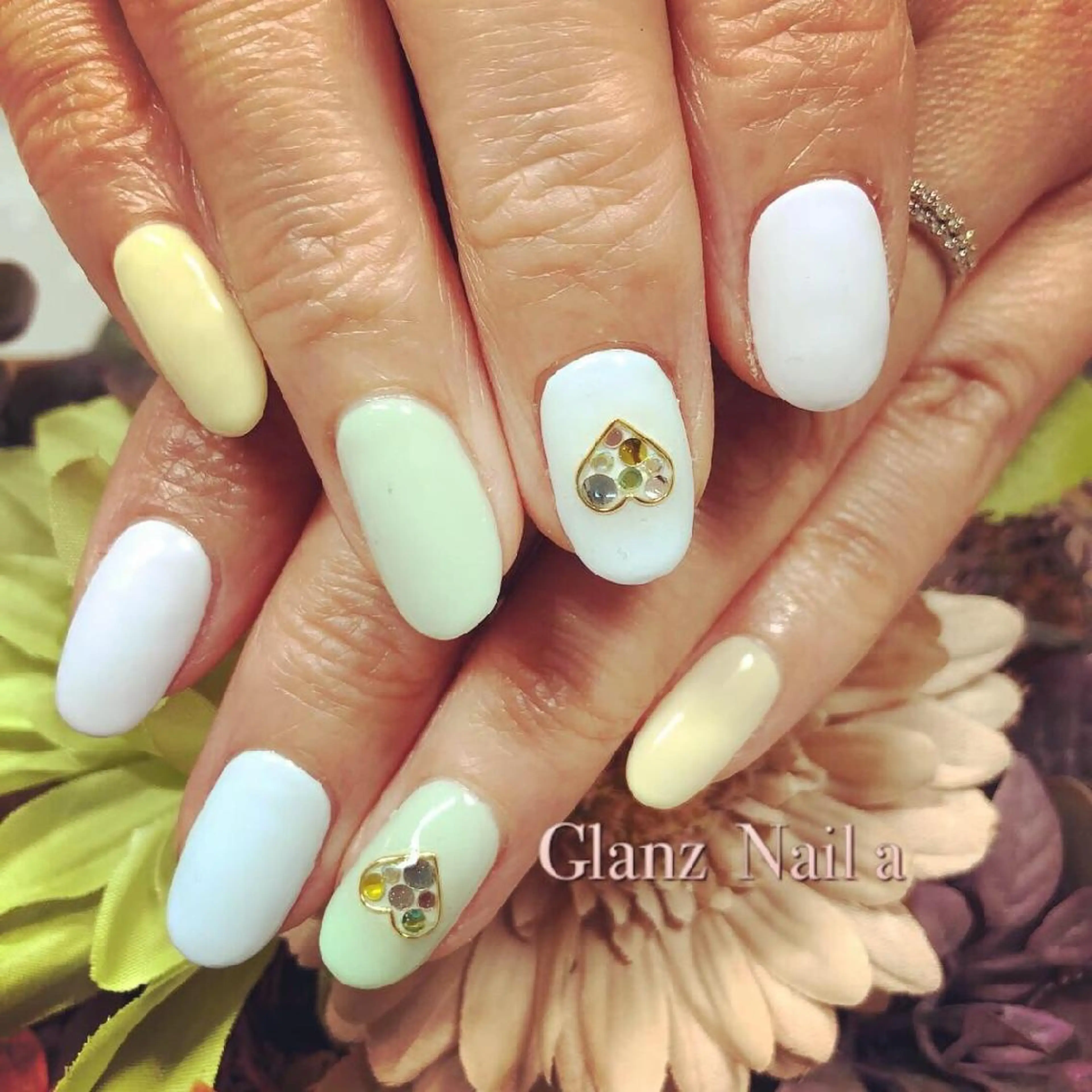 ネイル パステルネイル Glanz  Nail aのネイルデザイン