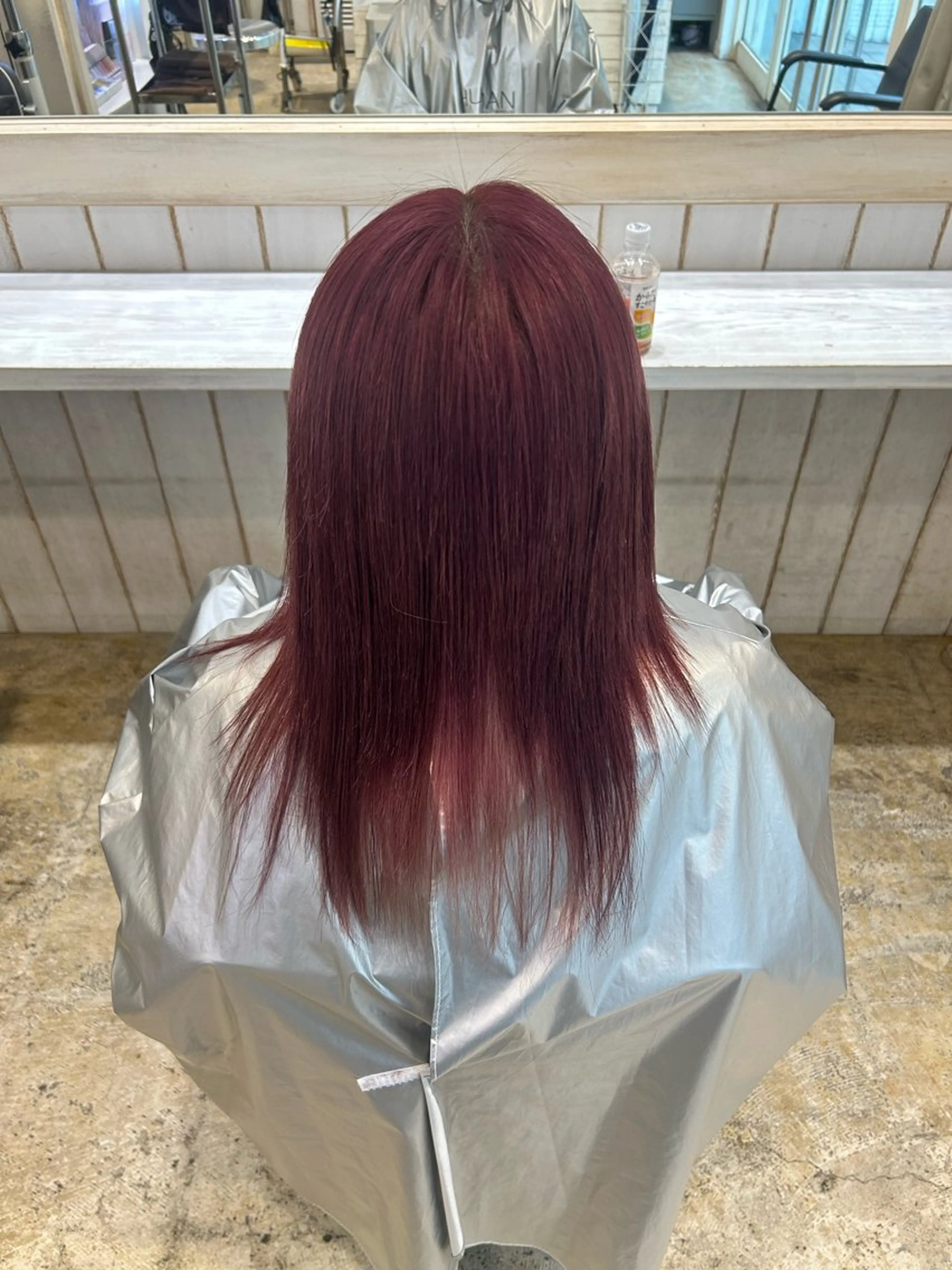 セミロング カラー ブリーチ ピンクカラー ヘアカラー MOMOKA 🍑のヘアスタイル