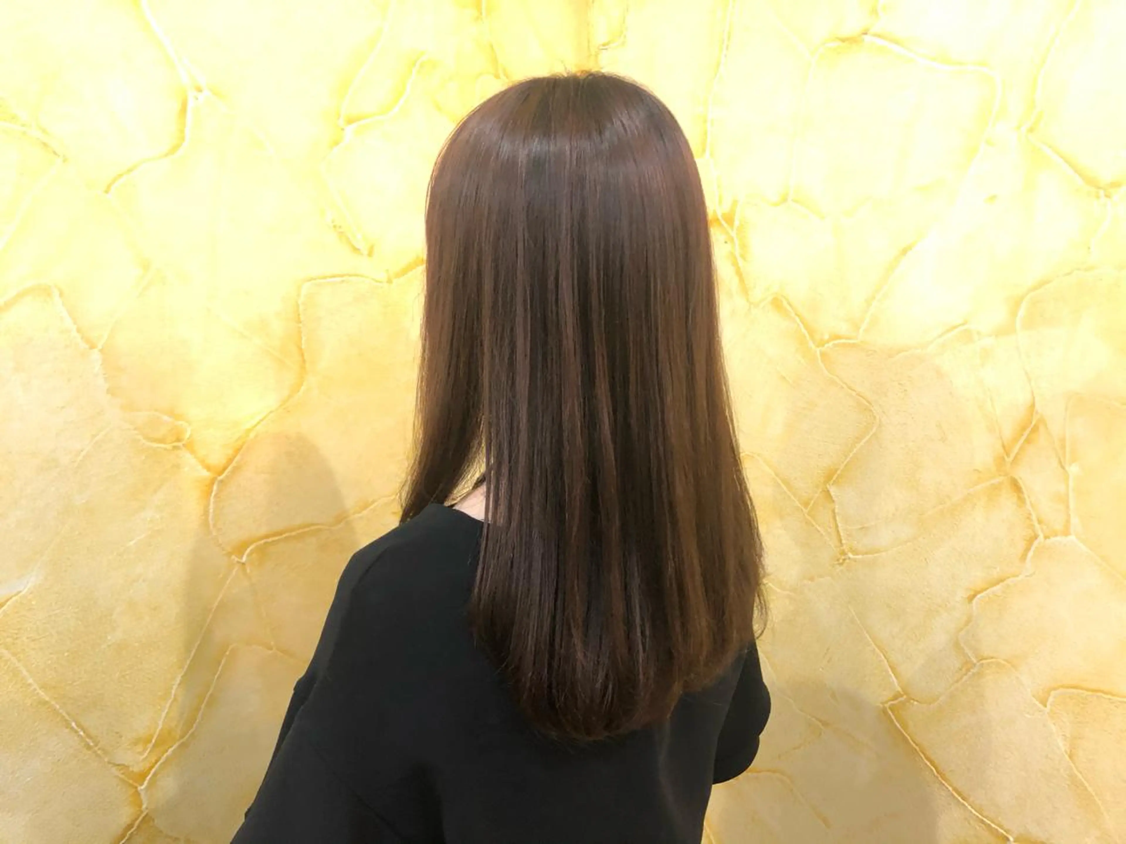 パーマ 暗髪ツヤ感カラー🌼 いしいゆうこのヘアスタイル